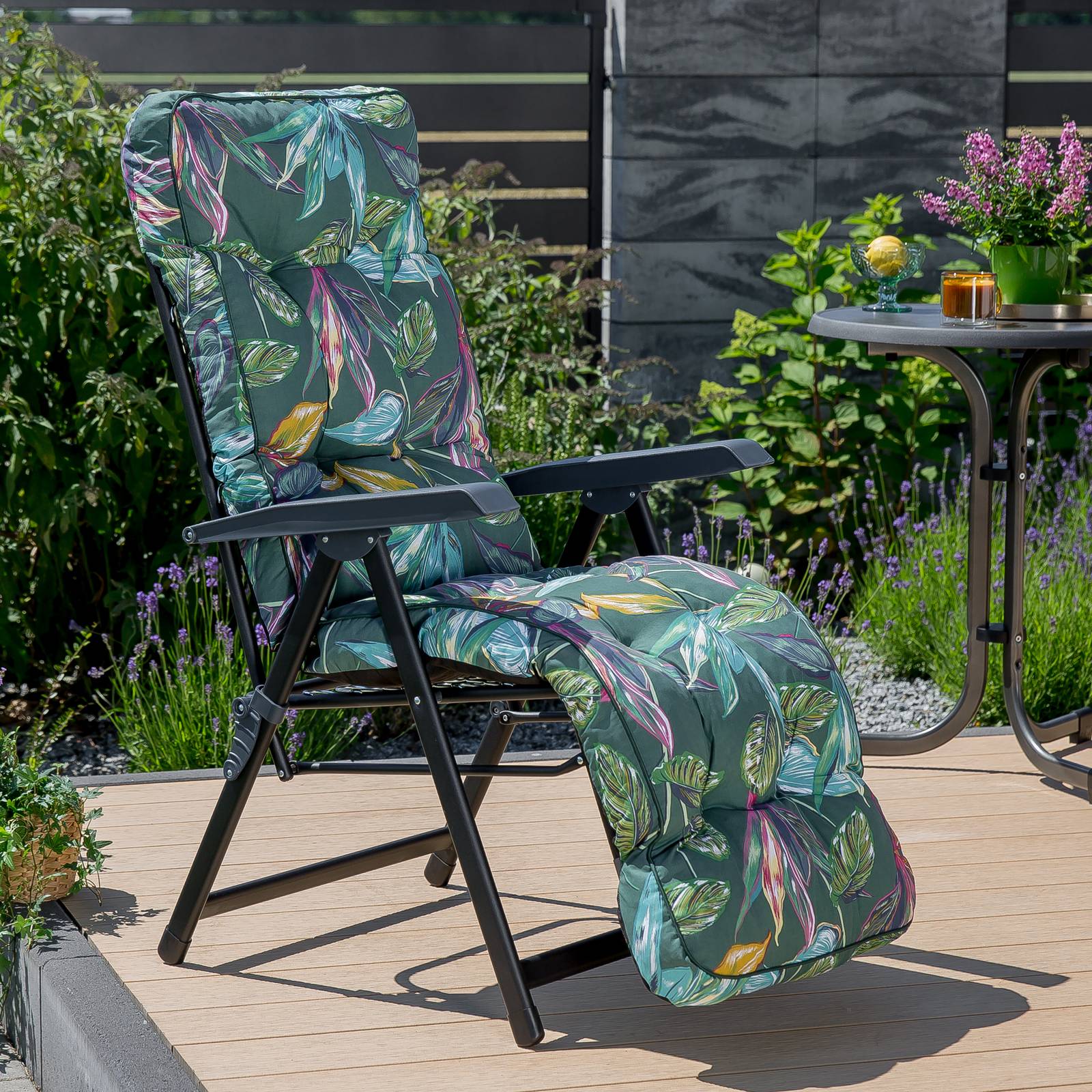 Polohovacie záhradné kreslo s podnožkou Lena Plus Black Edition G058-02PB PATIO