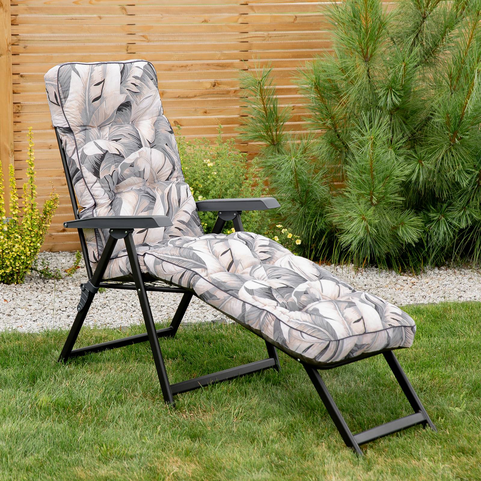 Polohovacie záhradné lehátko Lena Lounger Black Edition G057-06PB PATIO