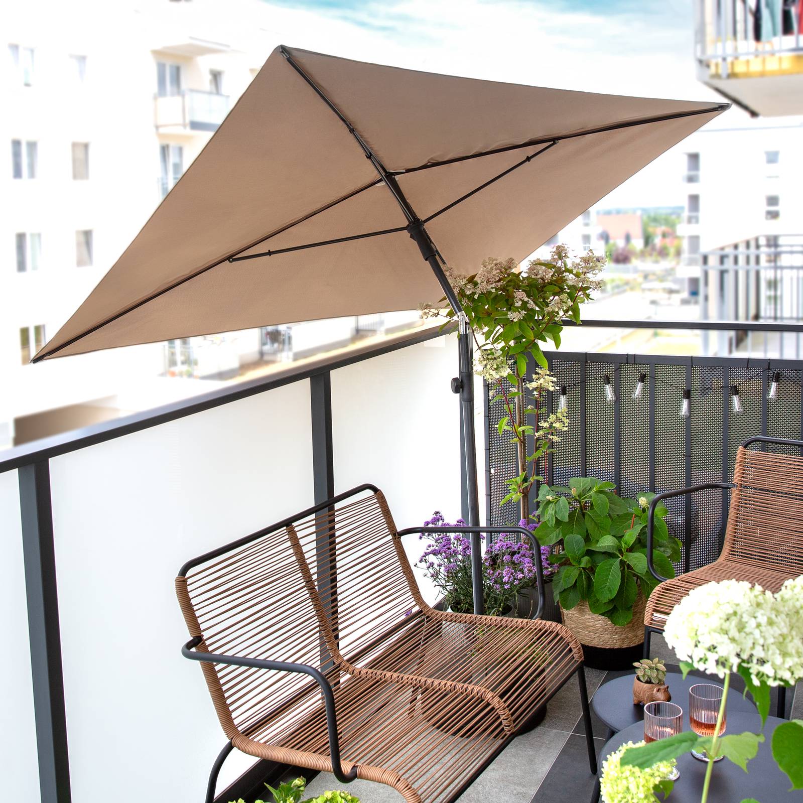 Slnečník na balkón taupe 210 x 140 cm PATIO