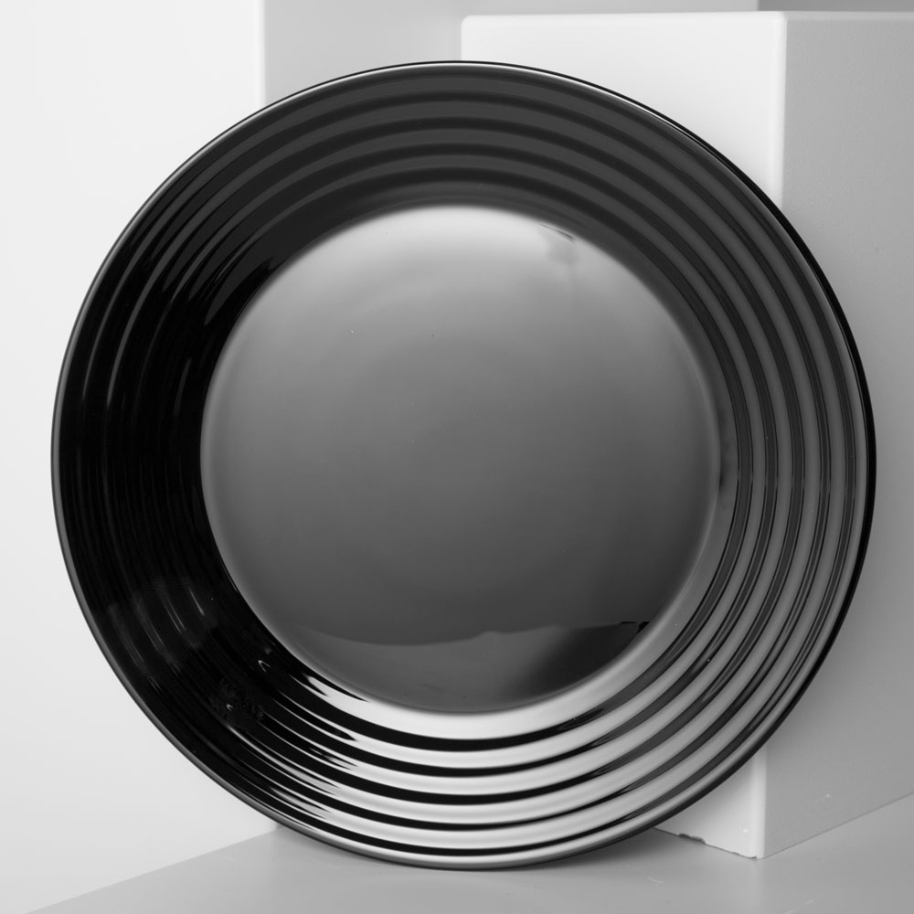 Mělký talíř Harena Black 25 cm LUMINARC