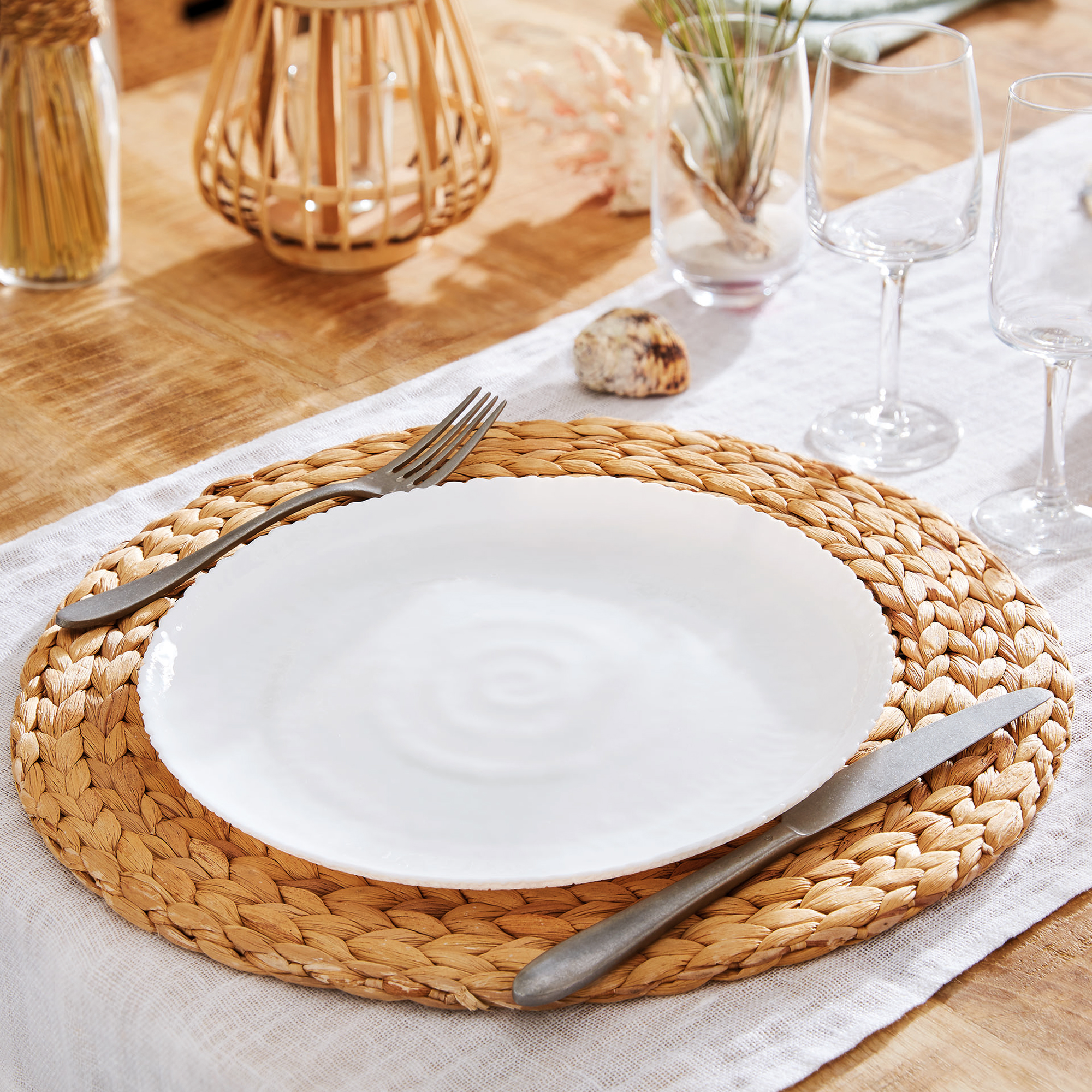 Dinner set for 6 people Ammonite 18-piece white LUMINARC
