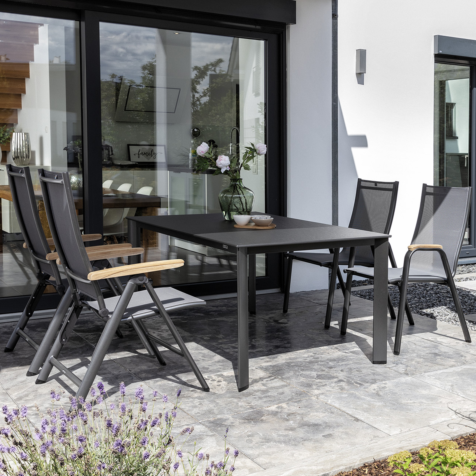 Gartentisch Edge 220 x 95 cm HPL Anthrazit KETTLER