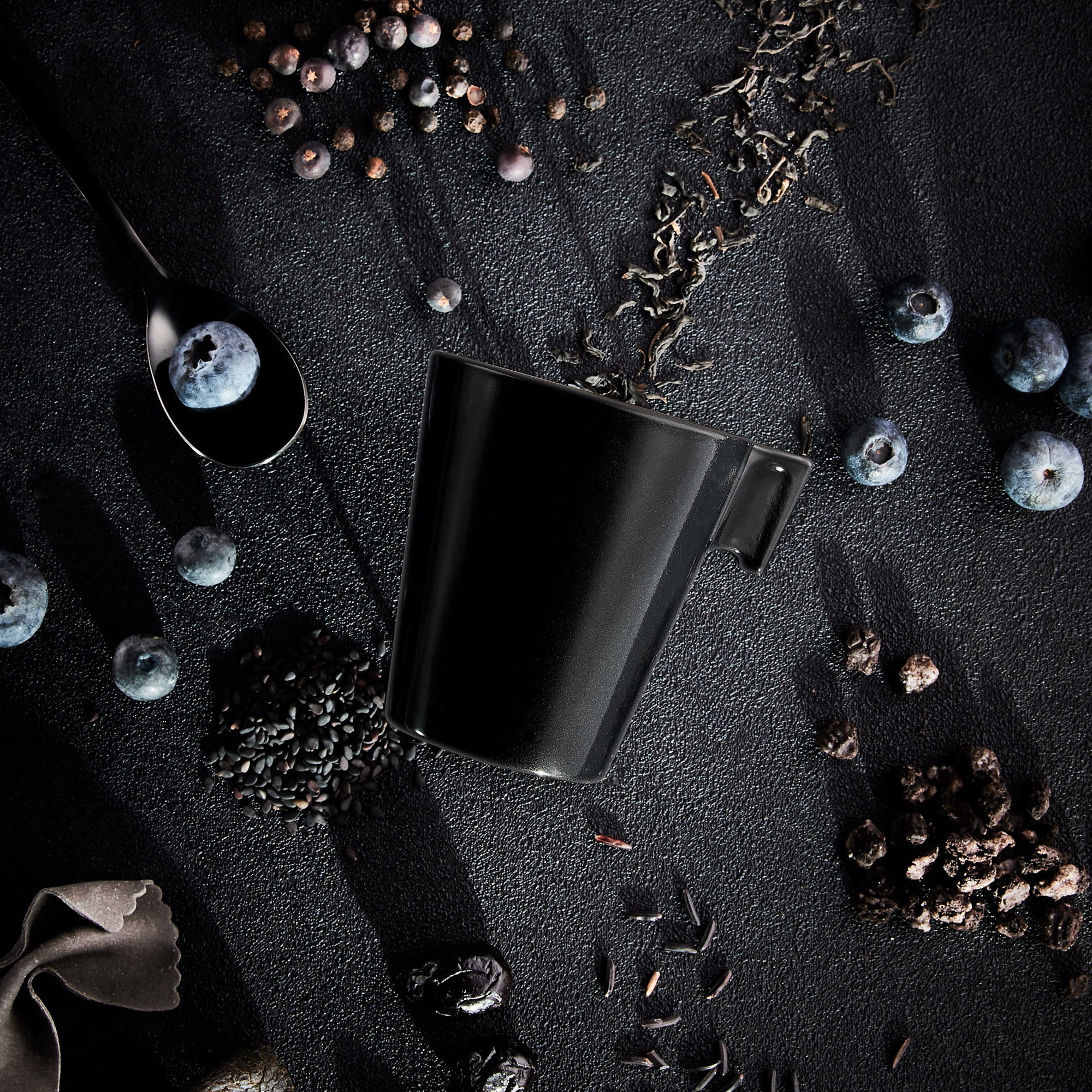 Šálek na espresso Flashy Black 80 ml LUMINARC