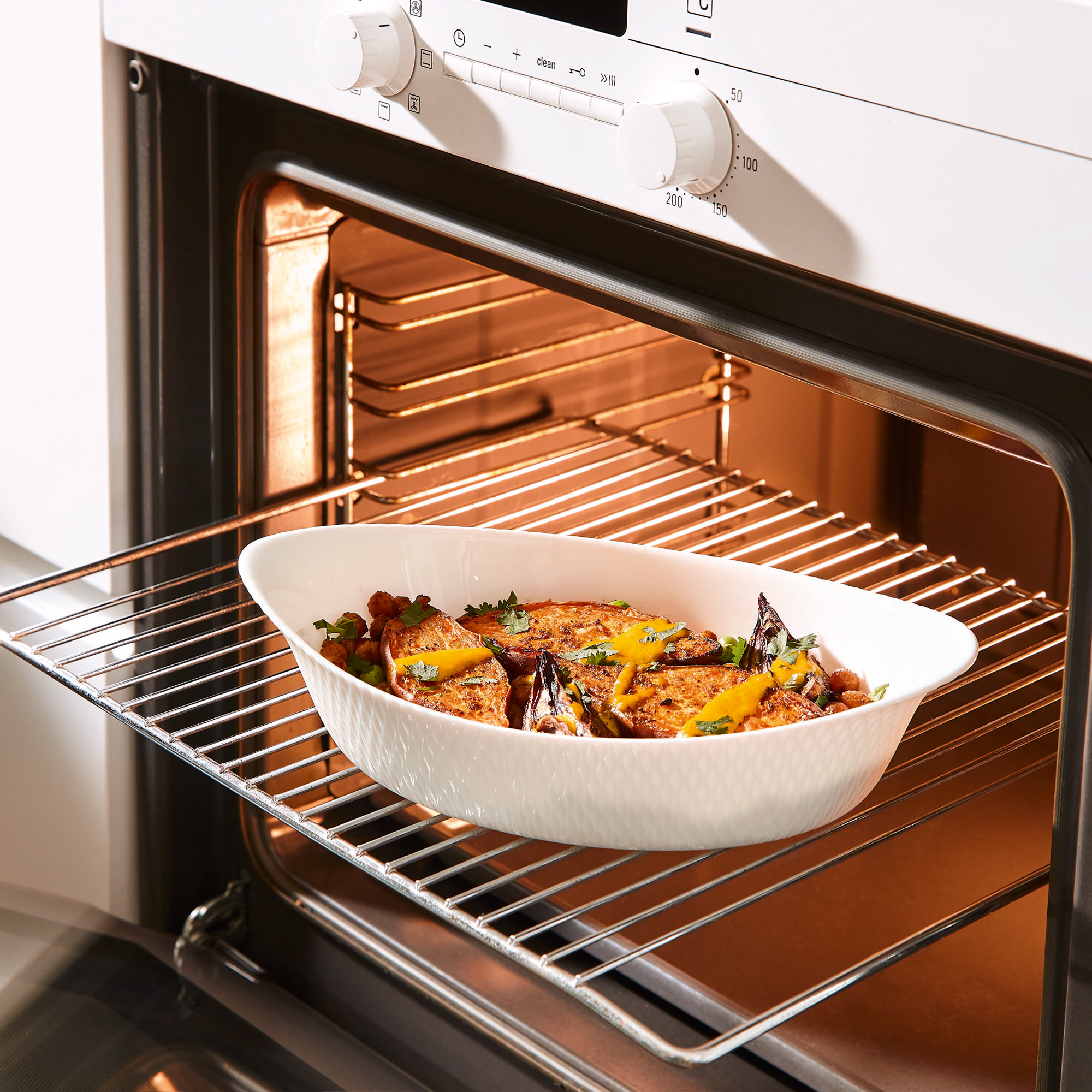 Auflaufform Smart Cuisine Wavy 29 x 18 cm oval LUMINARC