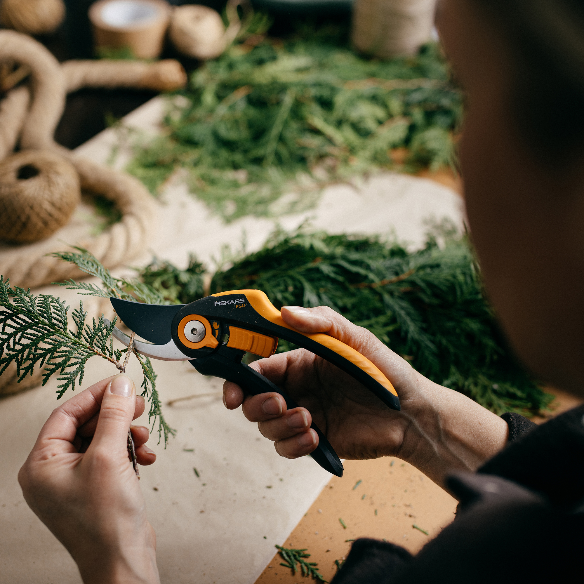 Sekator nożycowy Plus™ P541 FISKARS