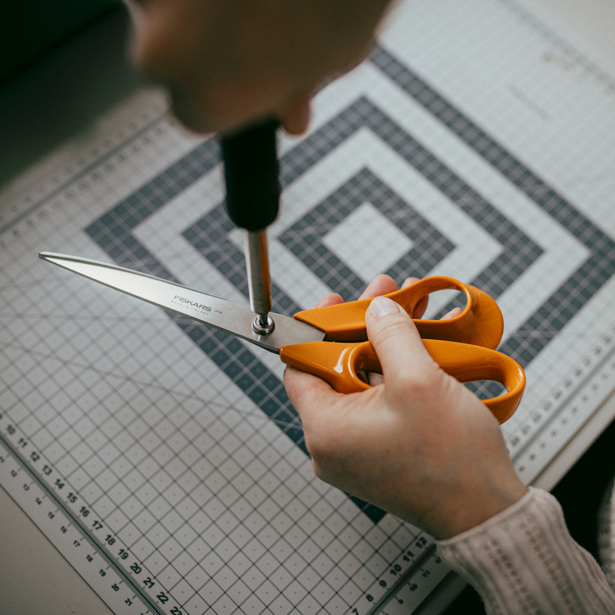 Nożyczki profesjonalne krawieckie Classic 25 cm FISKARS