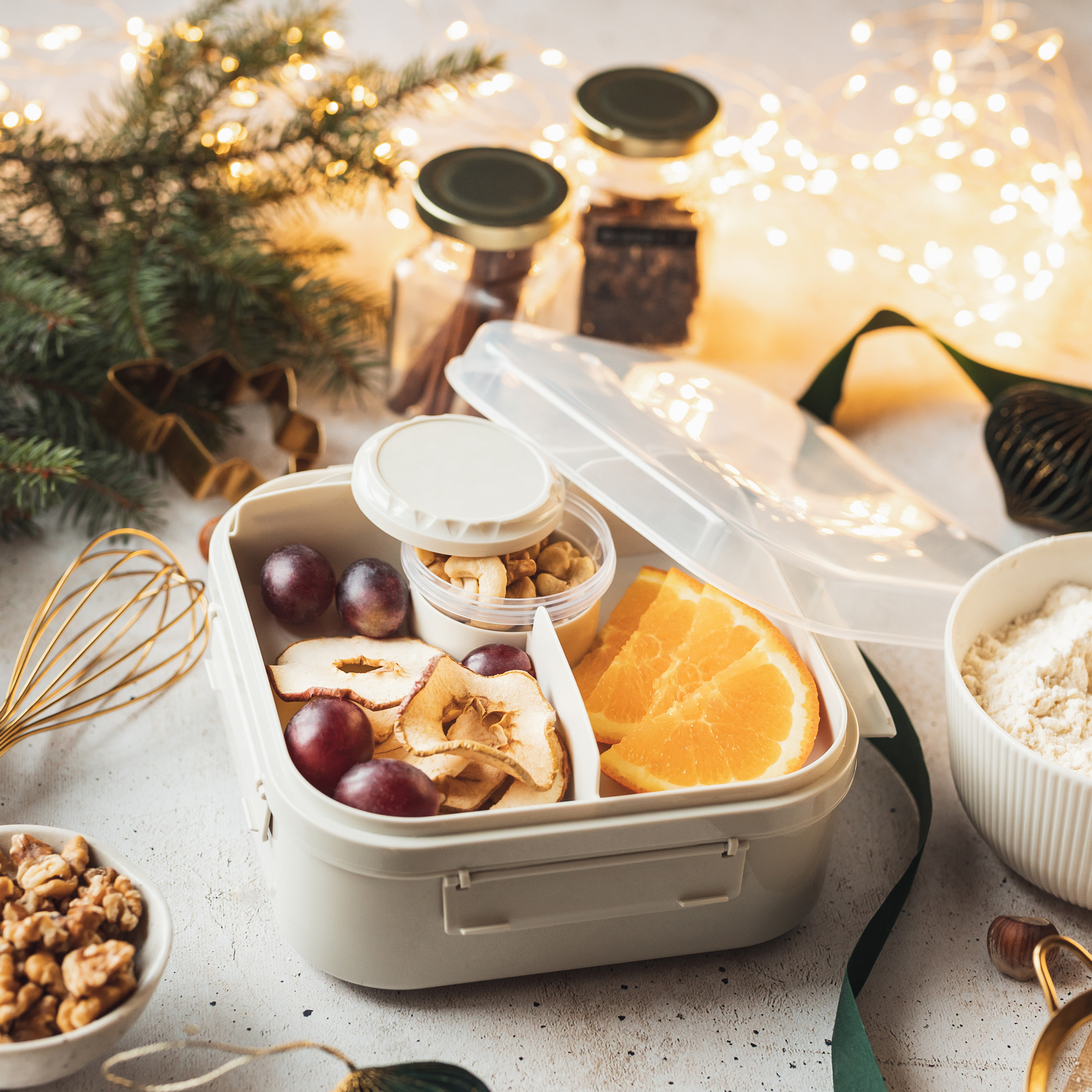 Krémový lunchbox s přihrádkami Lido 1,6 l BRANQ