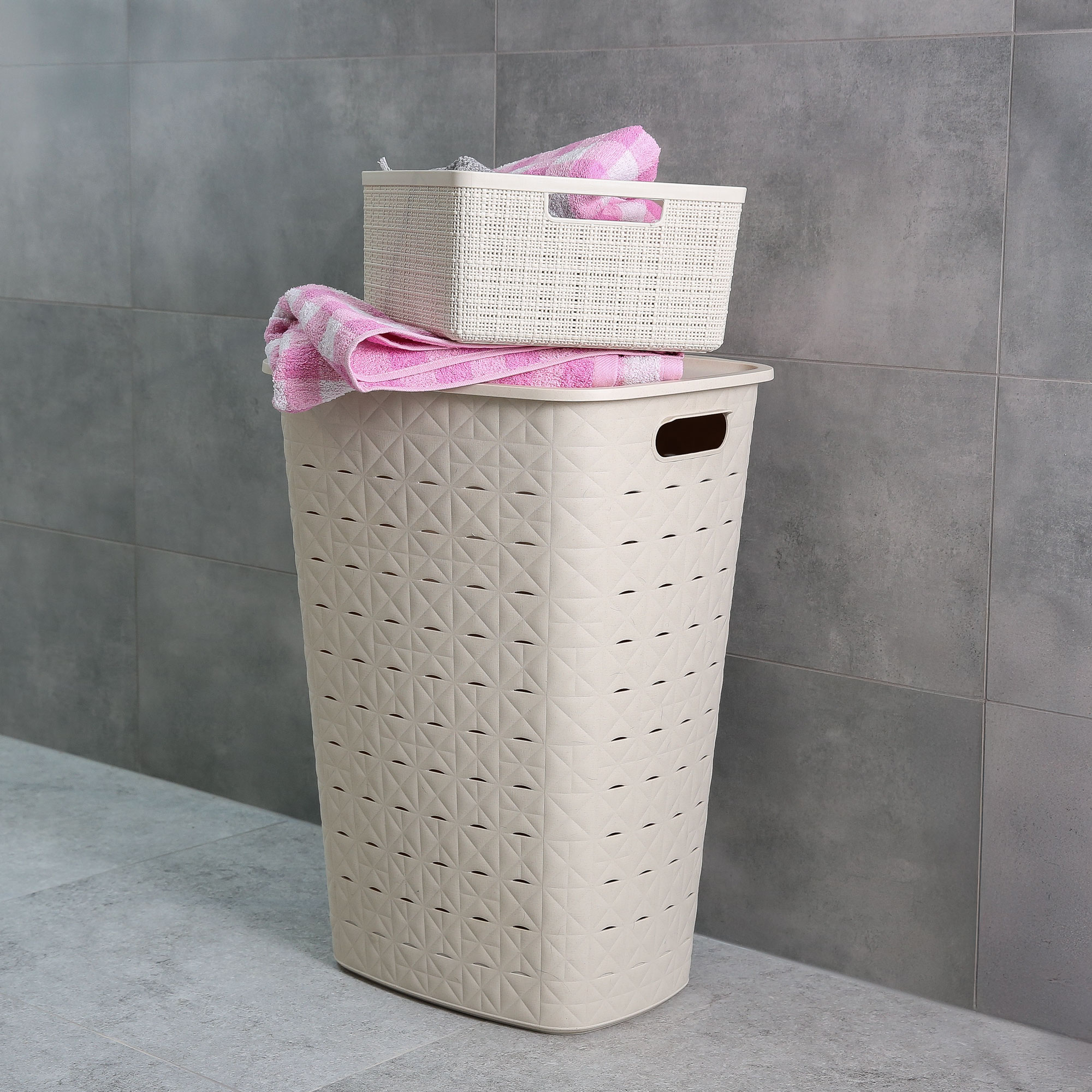 Krémový kôš na bielizeň Softex 56 l CURVER