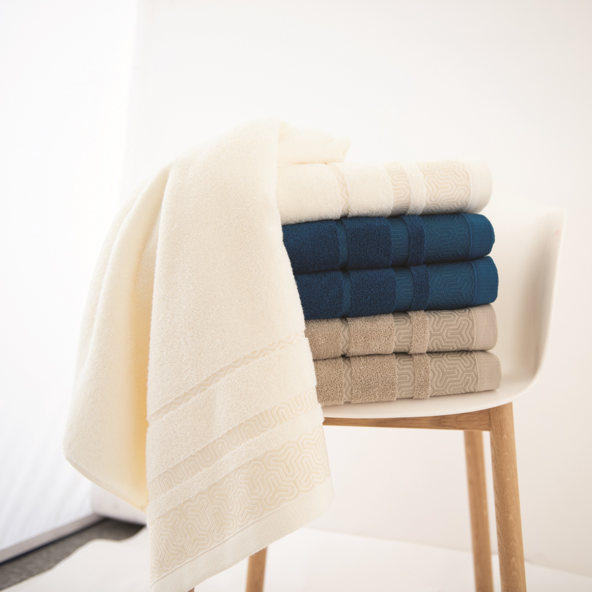 Handtuch aus ägyptischer Baumwolle Braga antibacterial 70 x 140 cm ecru ZWOLTEX