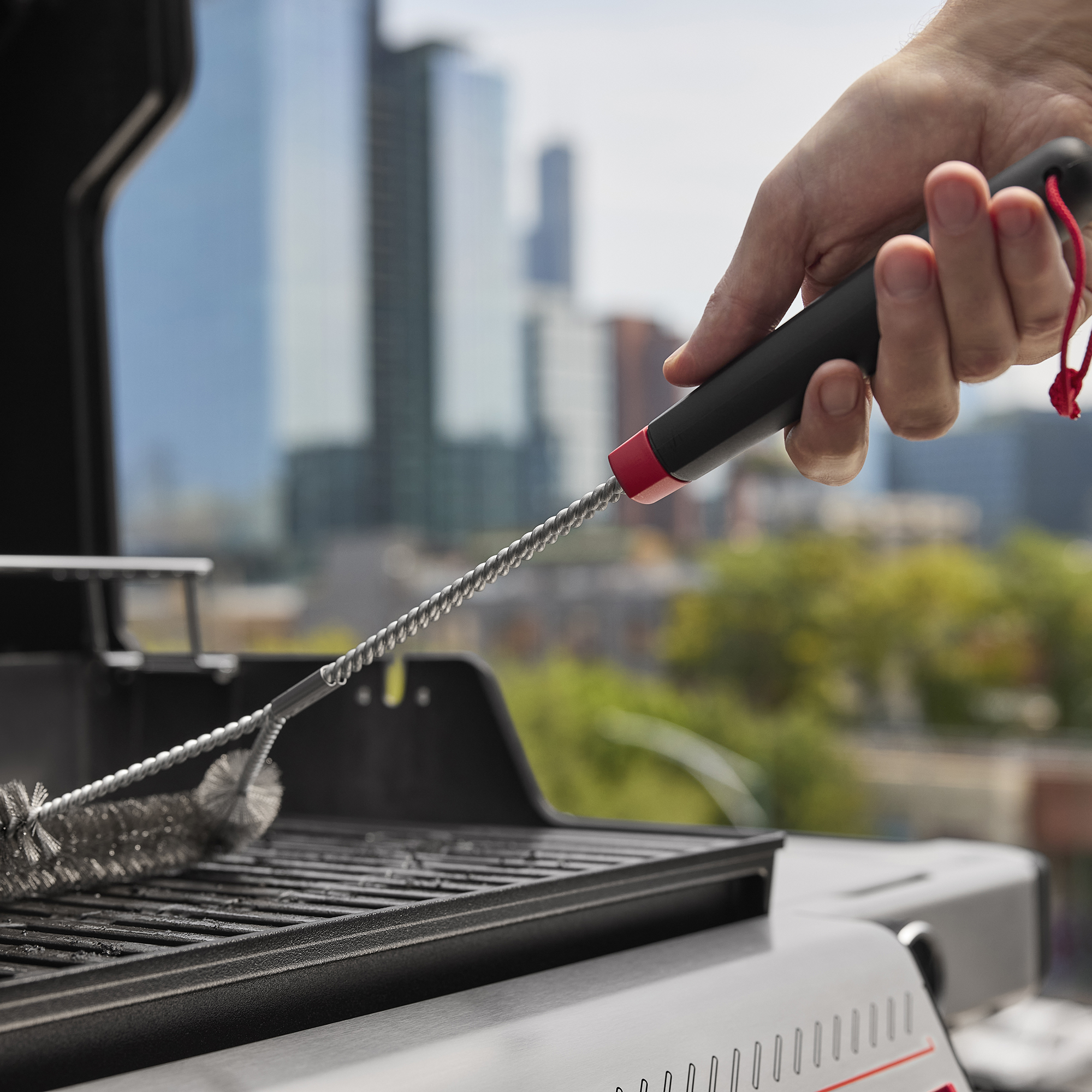 Grill gazowy Spirit EP-425 WEBER 1500953 + pokrowiec GRATIS