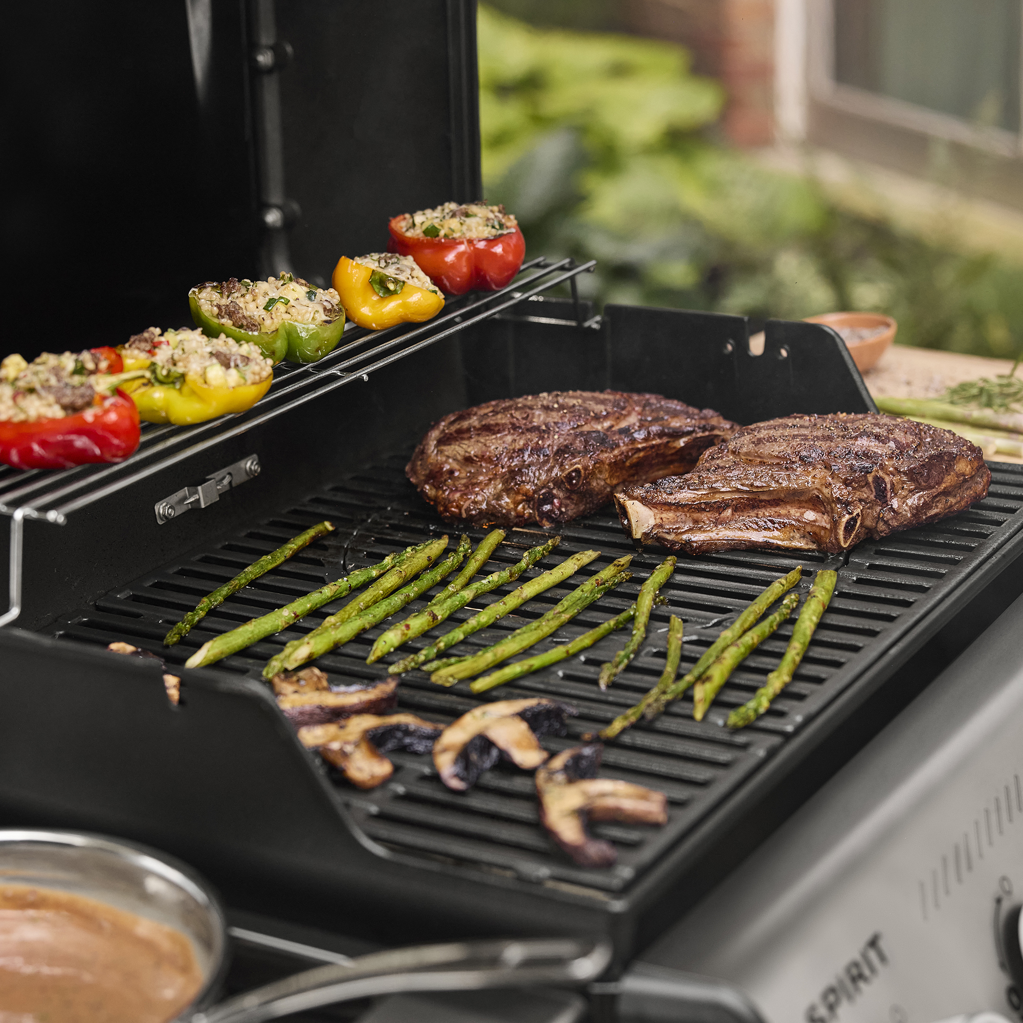 Grill gazowy Genesis E-425W WEBER 1501252