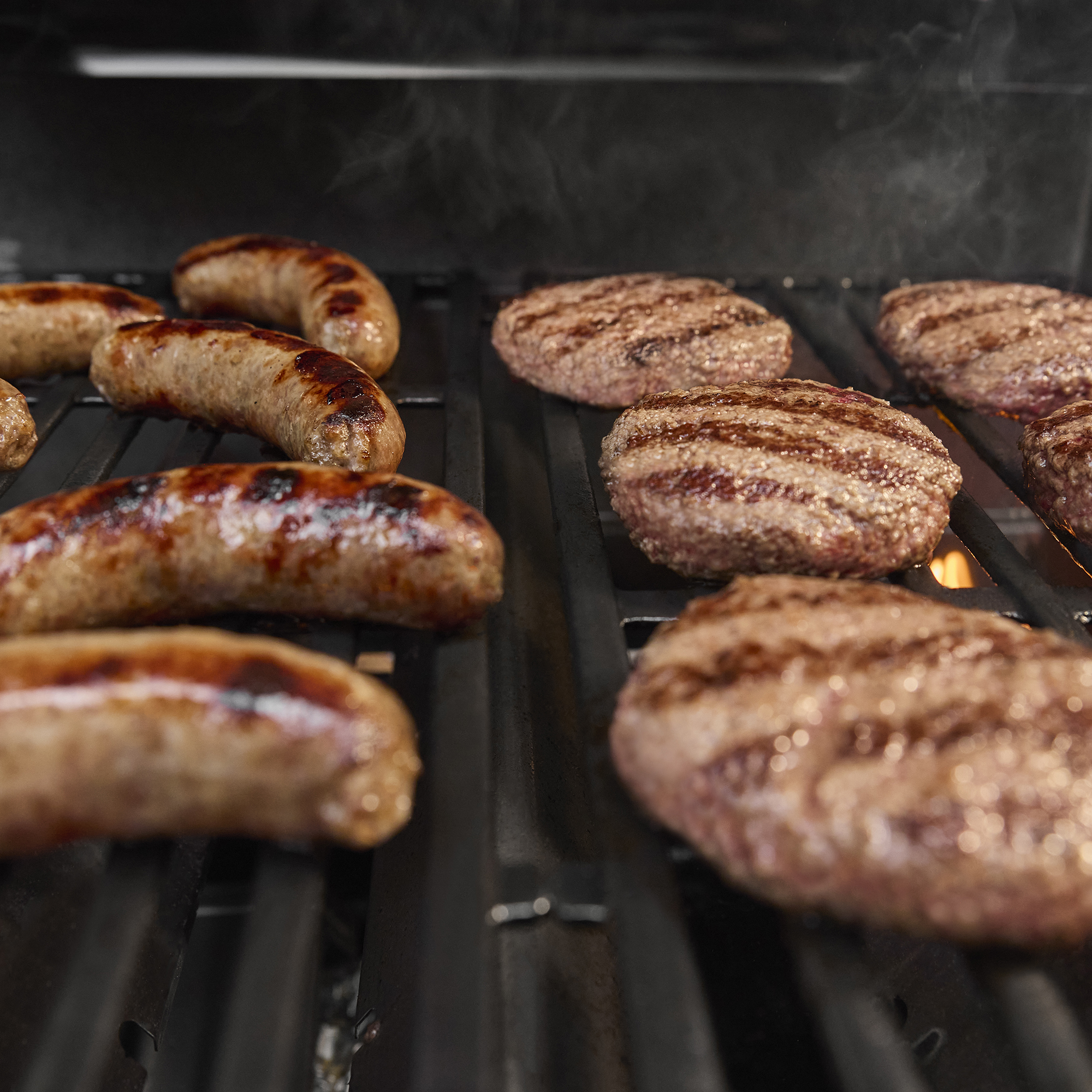 Grill gazowy Spirit EP-425 WEBER 1500953 + pokrowiec GRATIS