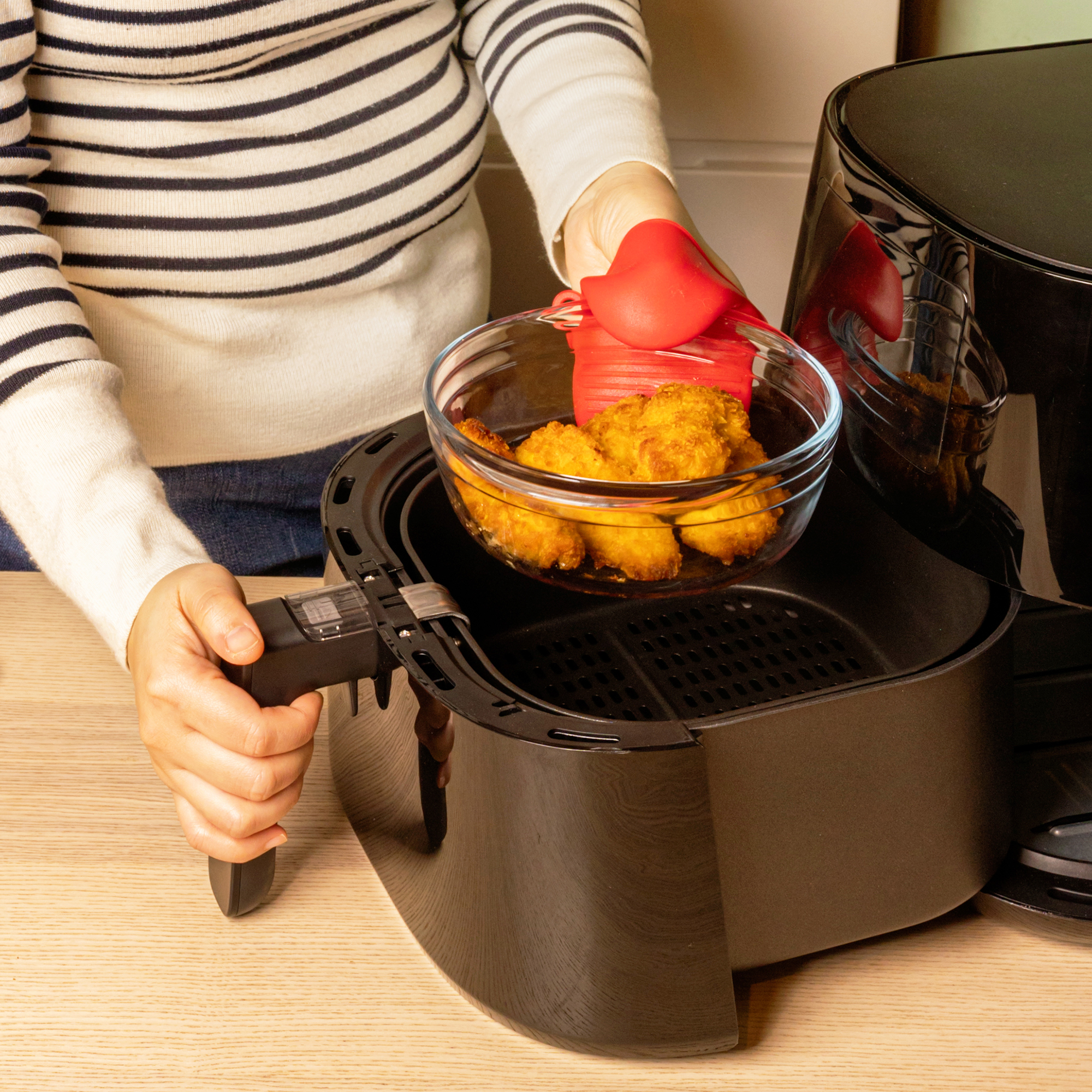 Okrúhla žiaruvzdorná sklenená vložka do teplovzdušnej fritézy Air Fryer 2,3 l PYREX