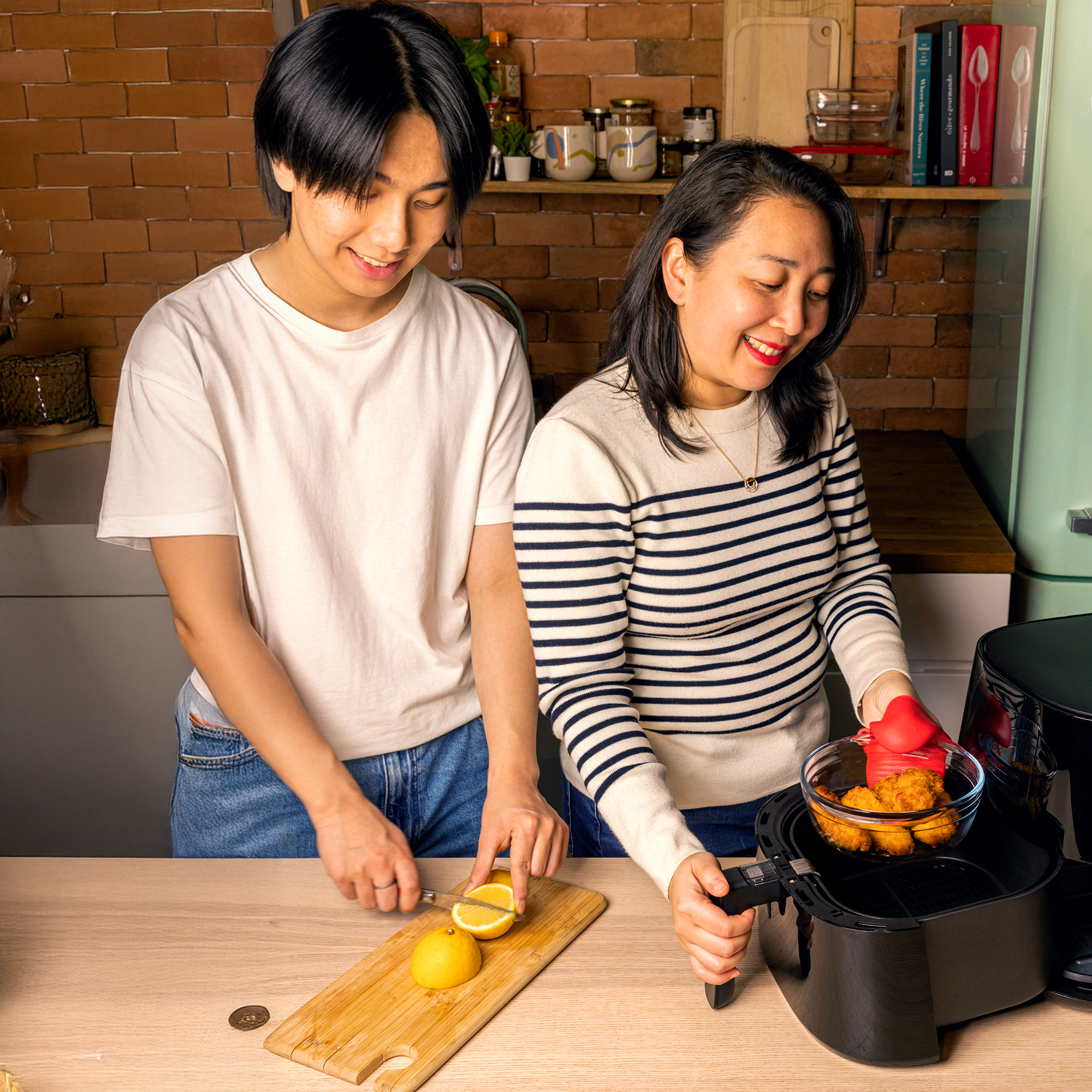 Okrúhla žiaruvzdorná sklenená vložka do teplovzdušnej fritézy Air Fryer 1 l PYREX