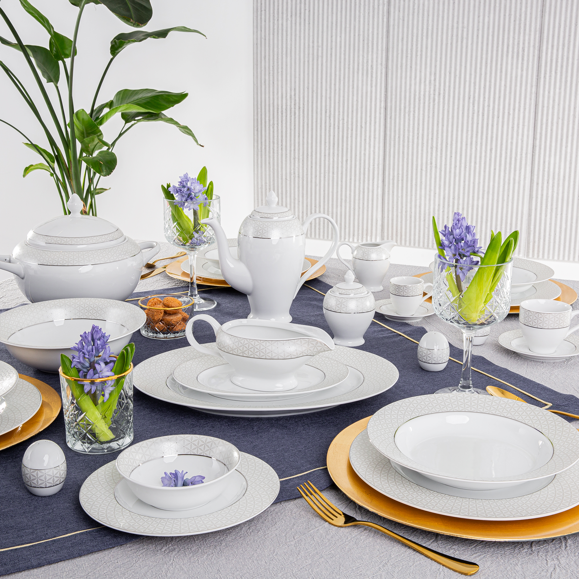 Podtalerz dekoracyjny 33 cm Decor złoty 