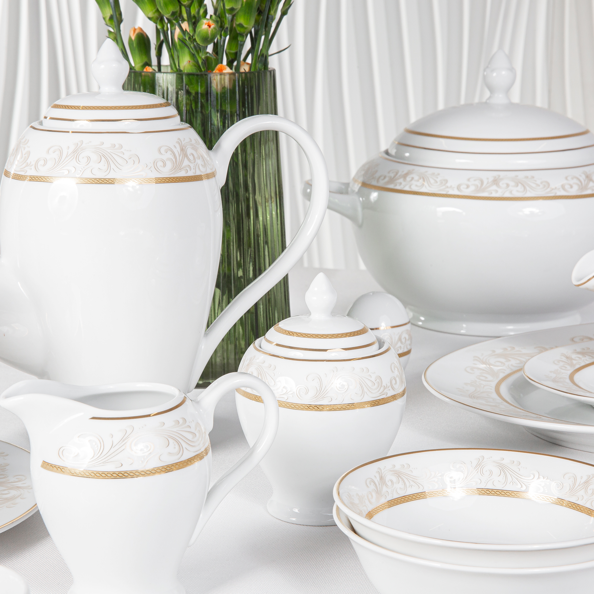 Jedálenská a kávová súprava pre 12 osôb Aurora Gold D-8159 124-dielna KAROLINA