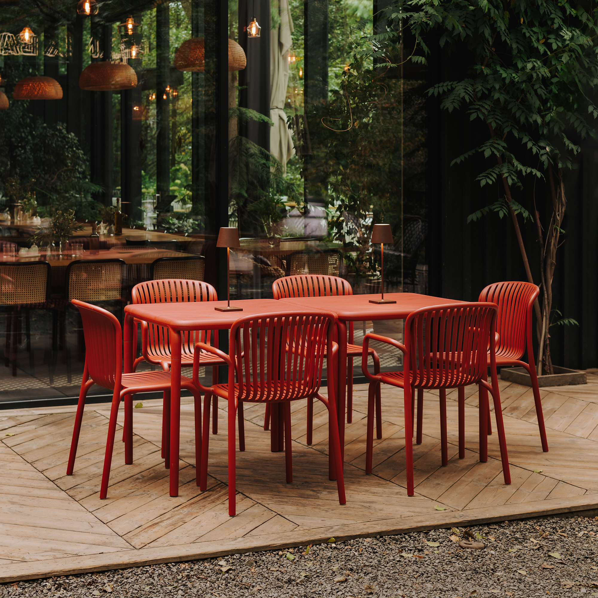 Plastové záhradné kreslo Brene Retro Red FERNE