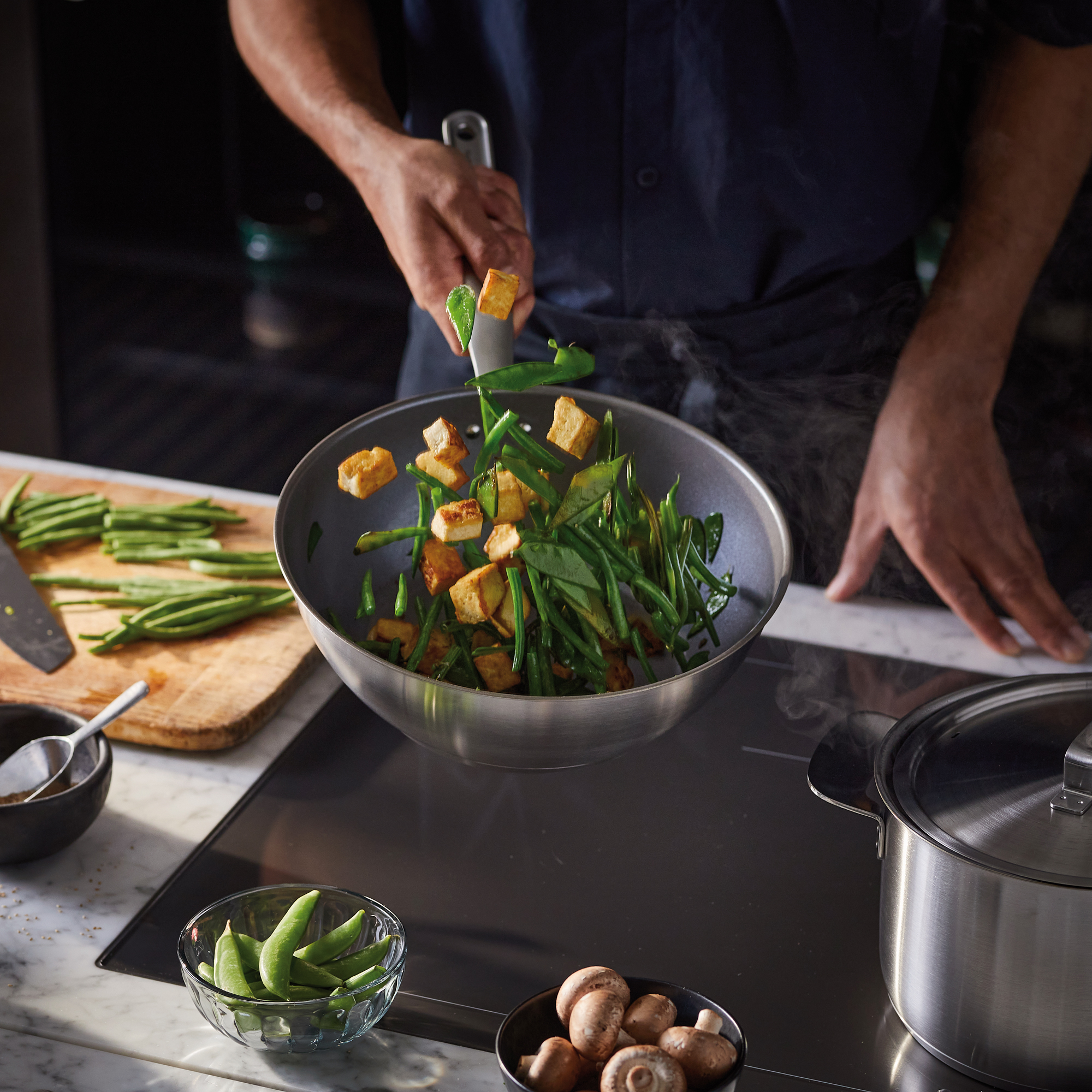 Wok Pfanne mit  Ceratec™ Antihaftbeschichtung All Steel 28 cm 4,5 l FISKARS 