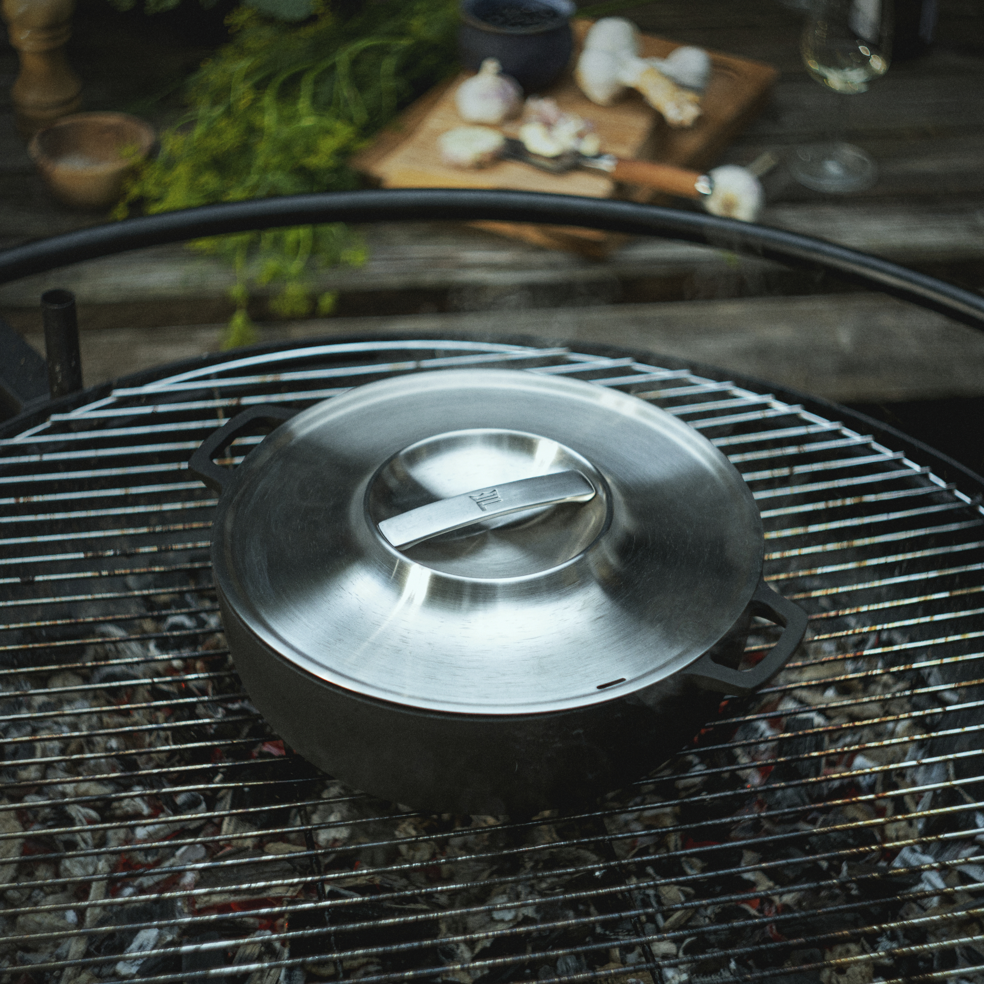 Gusseisentopf mit Edelstahldeckel Norden Grill 30 cm FISKARS