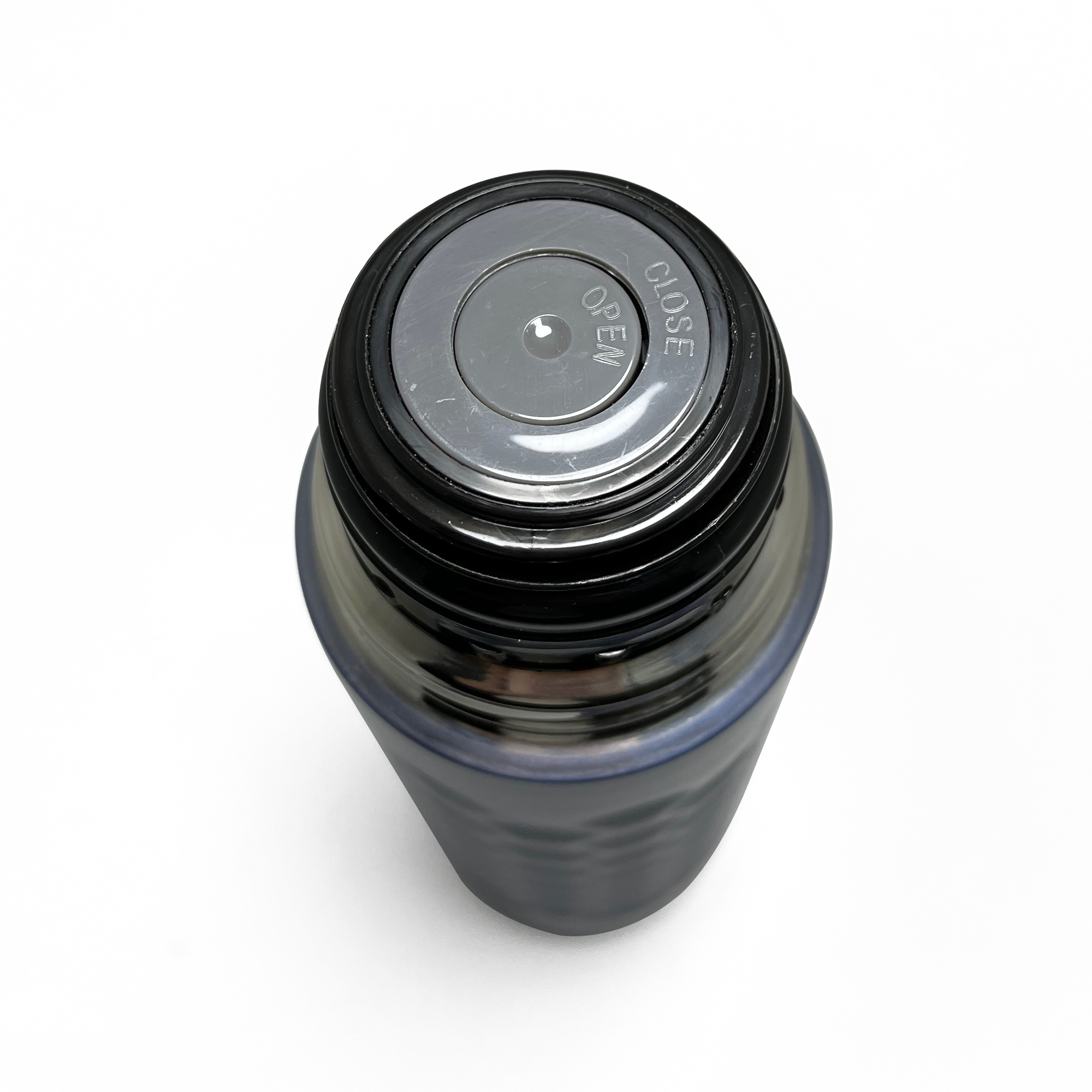 Černý nerezový termos na kávu a čaj Tesoro 600 ml AMBITION