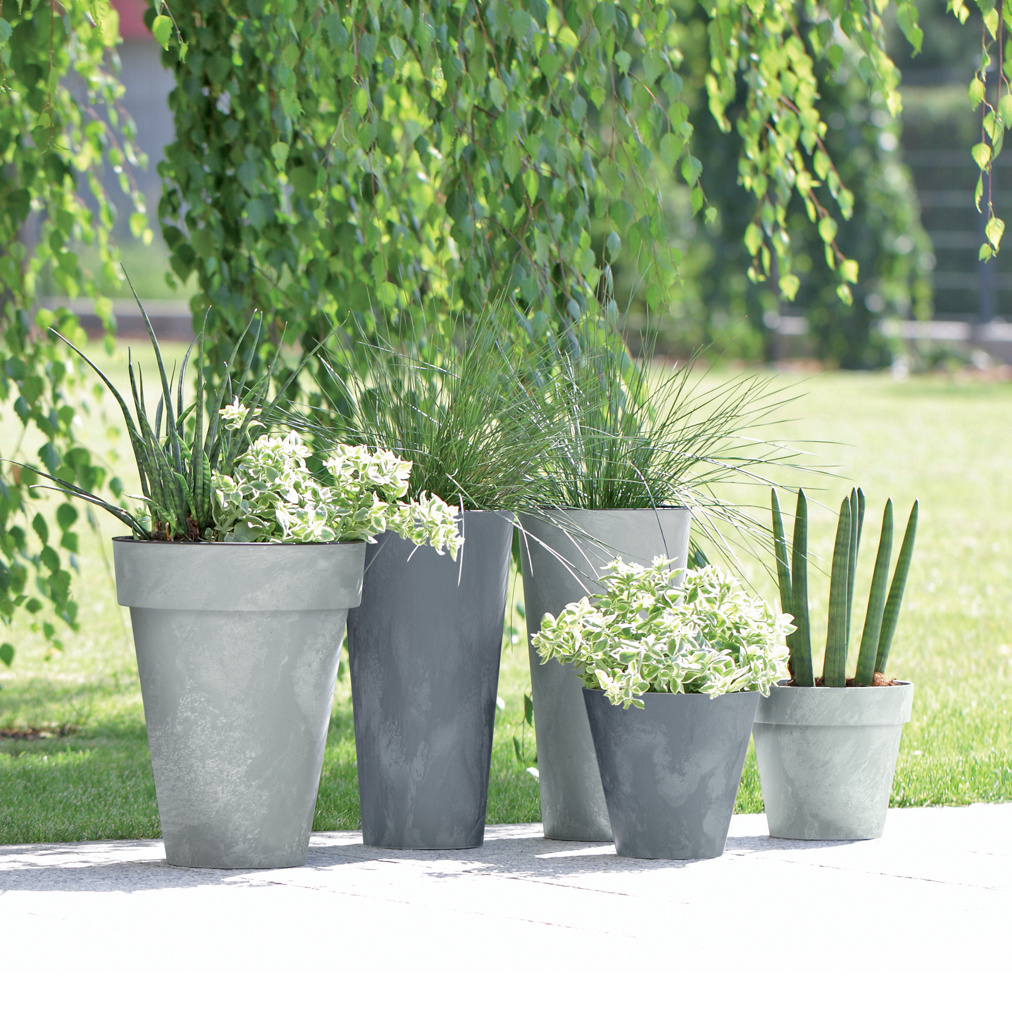 Pflanzkübel 38 cm Tubus Slim Beton Effect anthrazit PROSPERPLAST