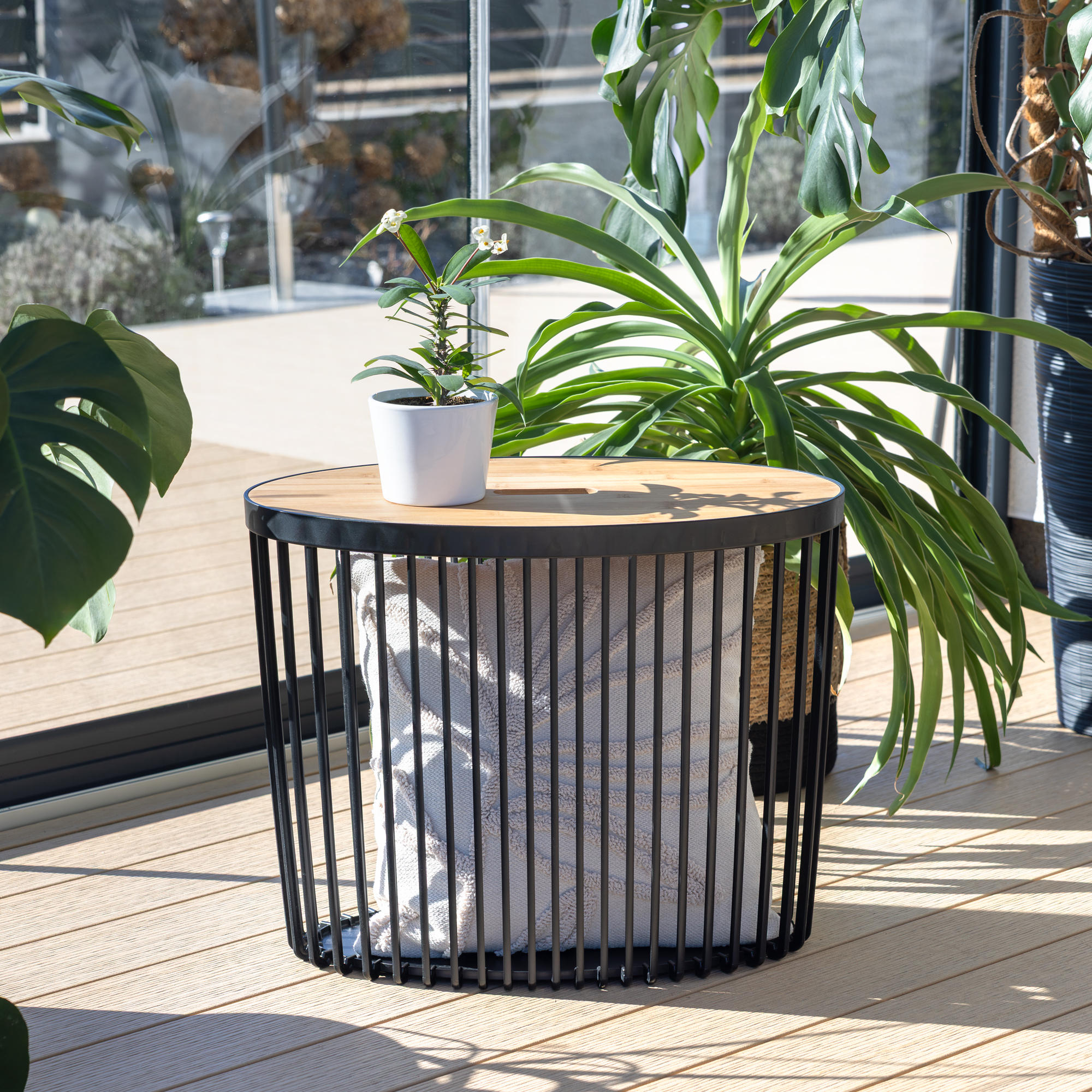 Oválný stolek z úložným prostorem Clubo 55 l PROSPERPLAST