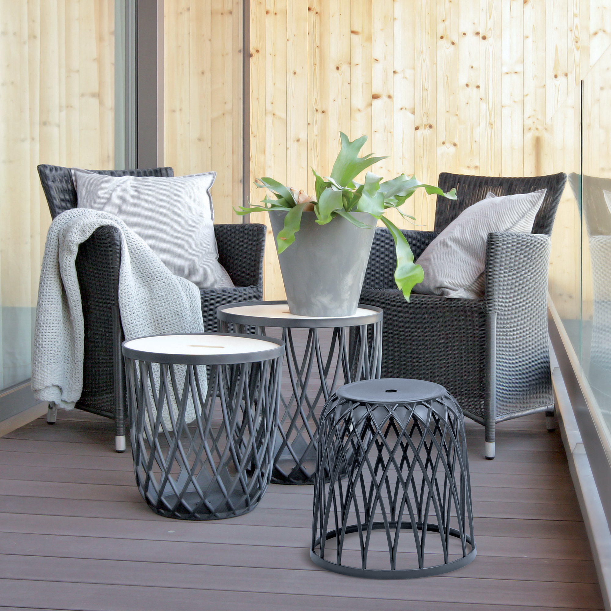 Sada 3 kulatých stolků z úložným prostorem Uniqubo PROSPERPLAST