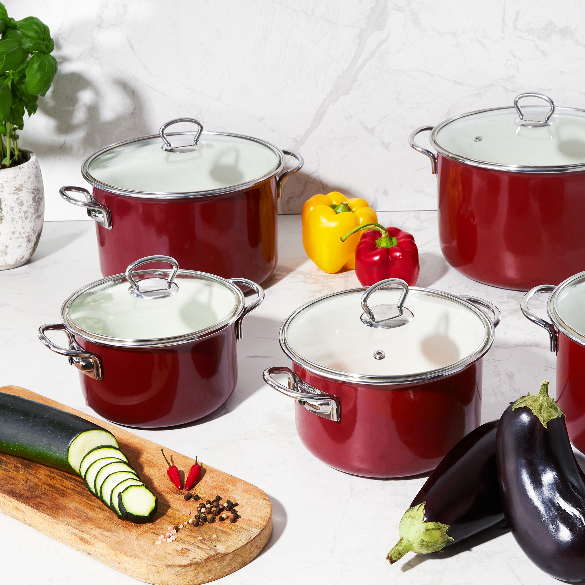 Pentola smaltata rossa 22 cm con coperchio di vetro Plus EMALIA OLKUSZ