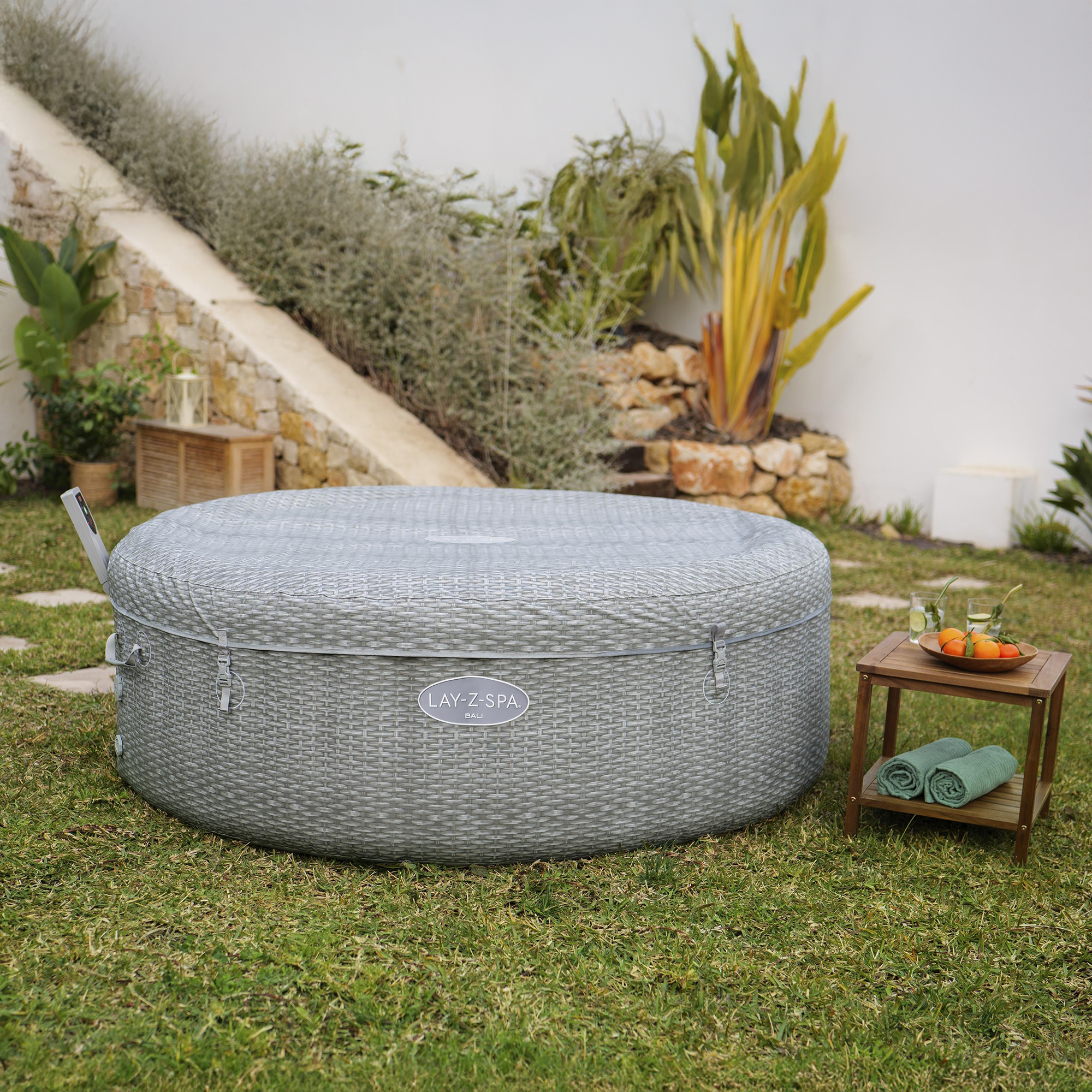 Nafukovací vířivka Lay-Z-Spa Bali AirJet™ 196 x 71 cm BESTWAY