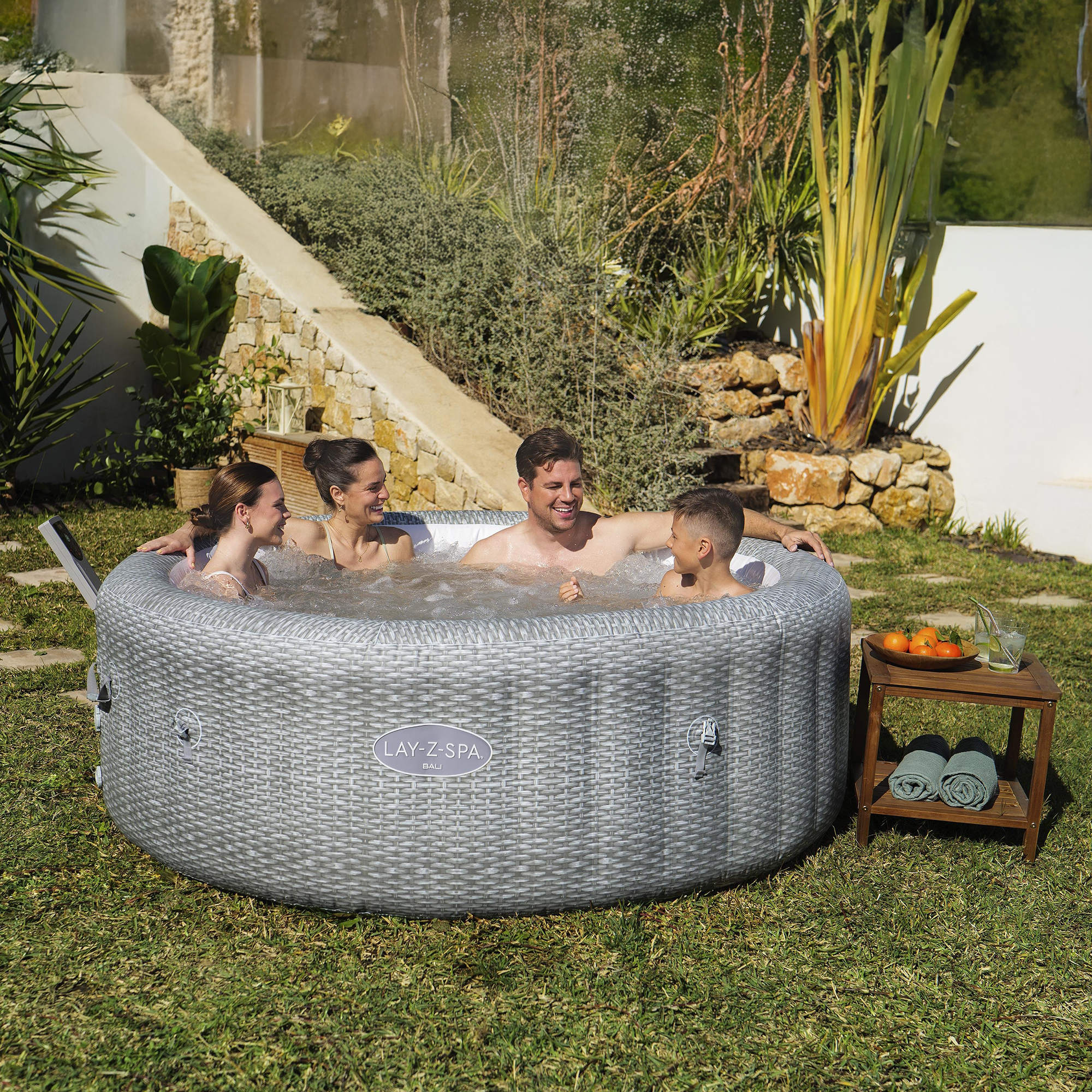 Nafukovací vířivka Lay-Z-Spa Bali AirJet™ 196 x 71 cm BESTWAY