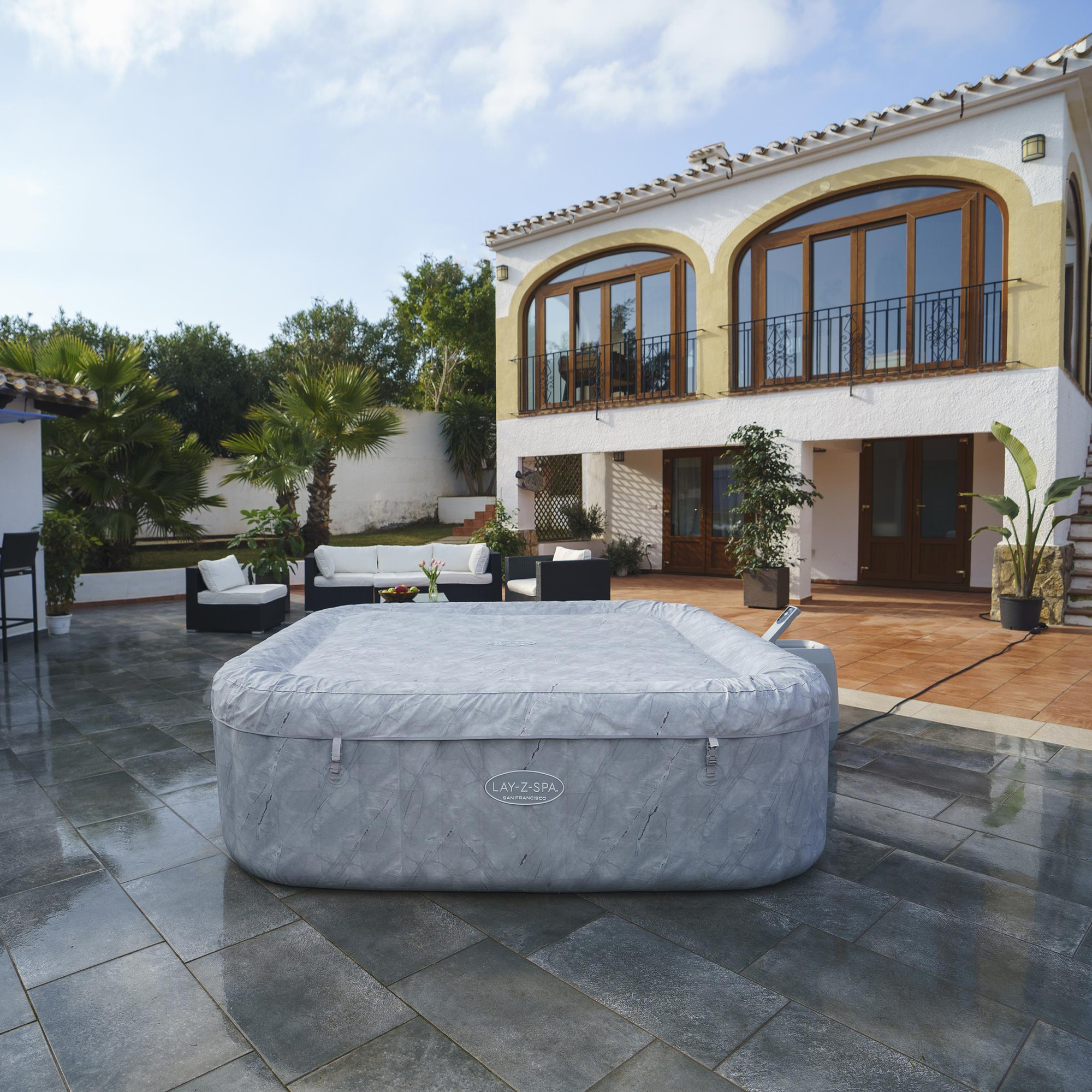 Nafukovací vířivka Lay-Z-Spa San Francisco HydroJet Pro™ 230 x 71 cm BESTWAY