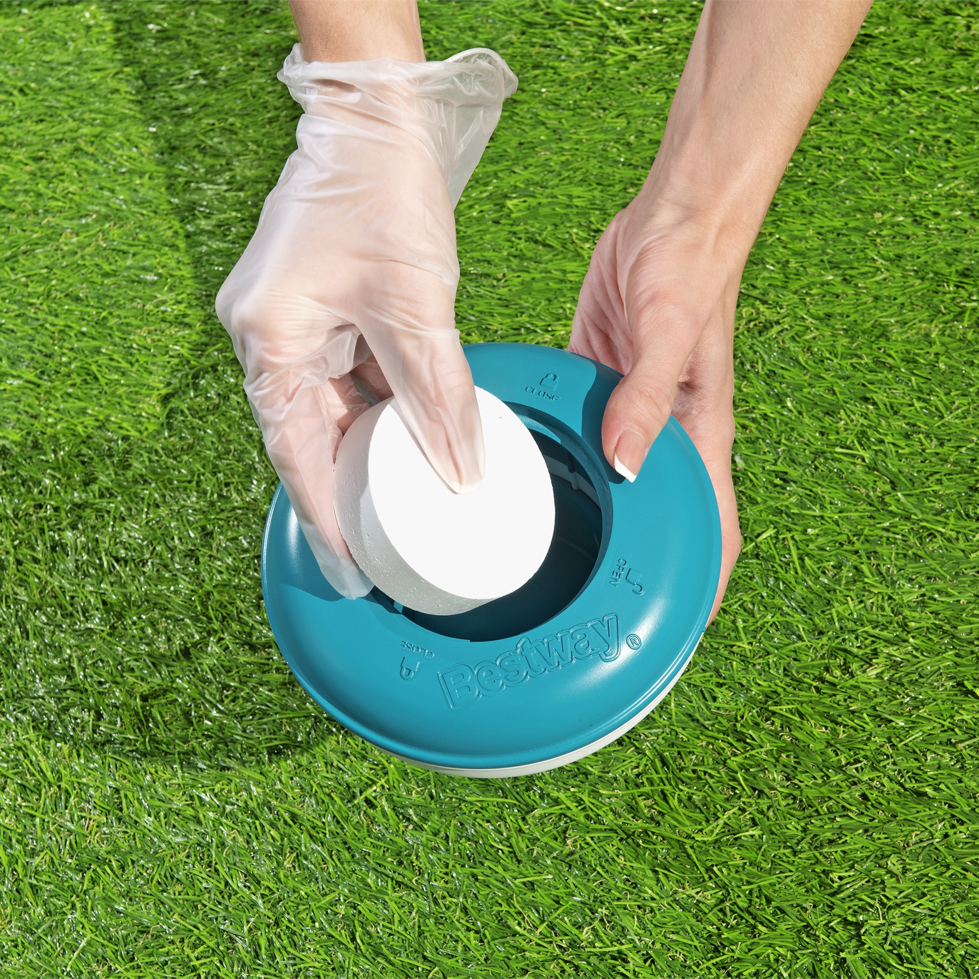 Plouvoucí dávkovač chlóru do bazénu 16,5 cm BESTWAY