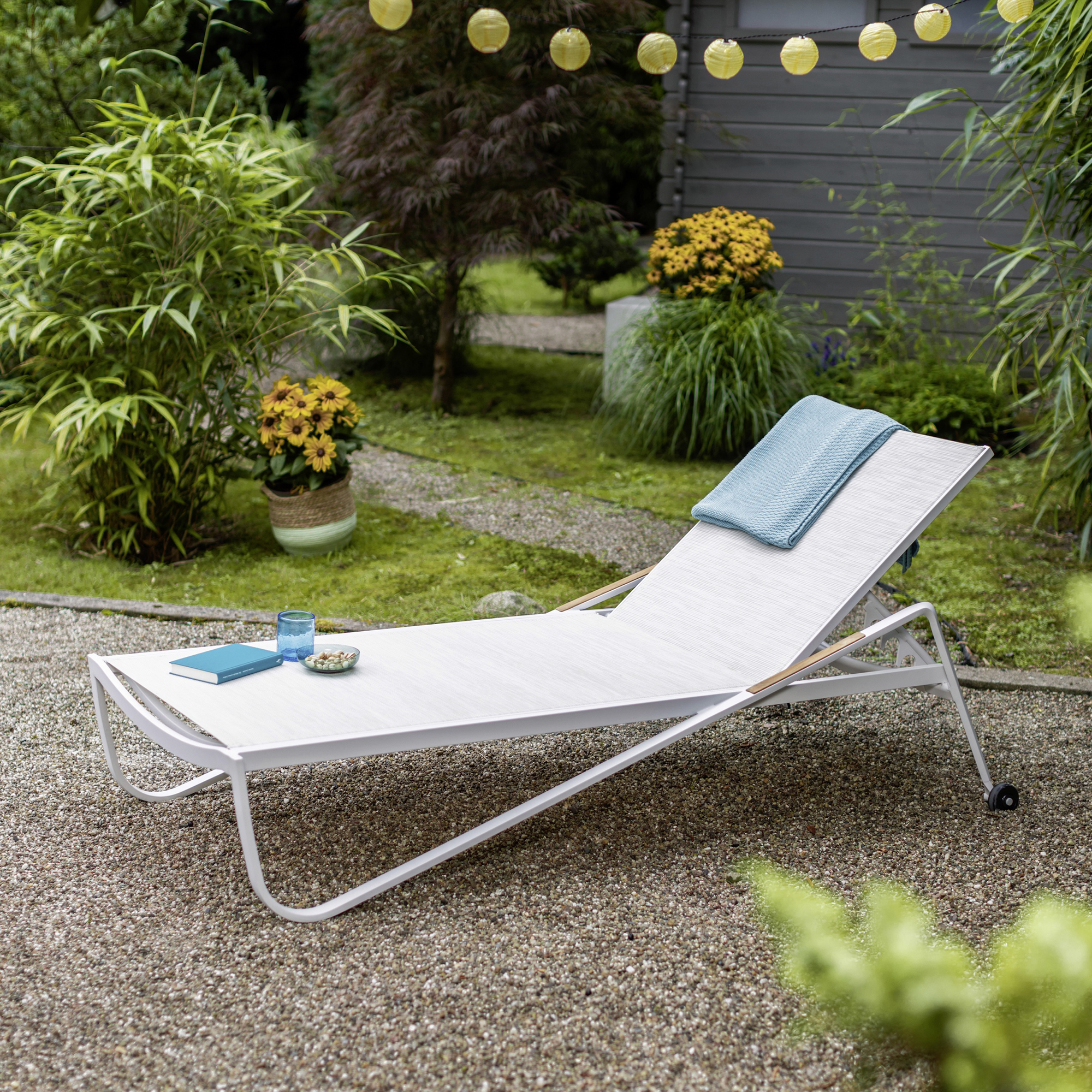 Polohovacie záhradné lehátko Diamond White-Beige KETTLER 0103914-5800