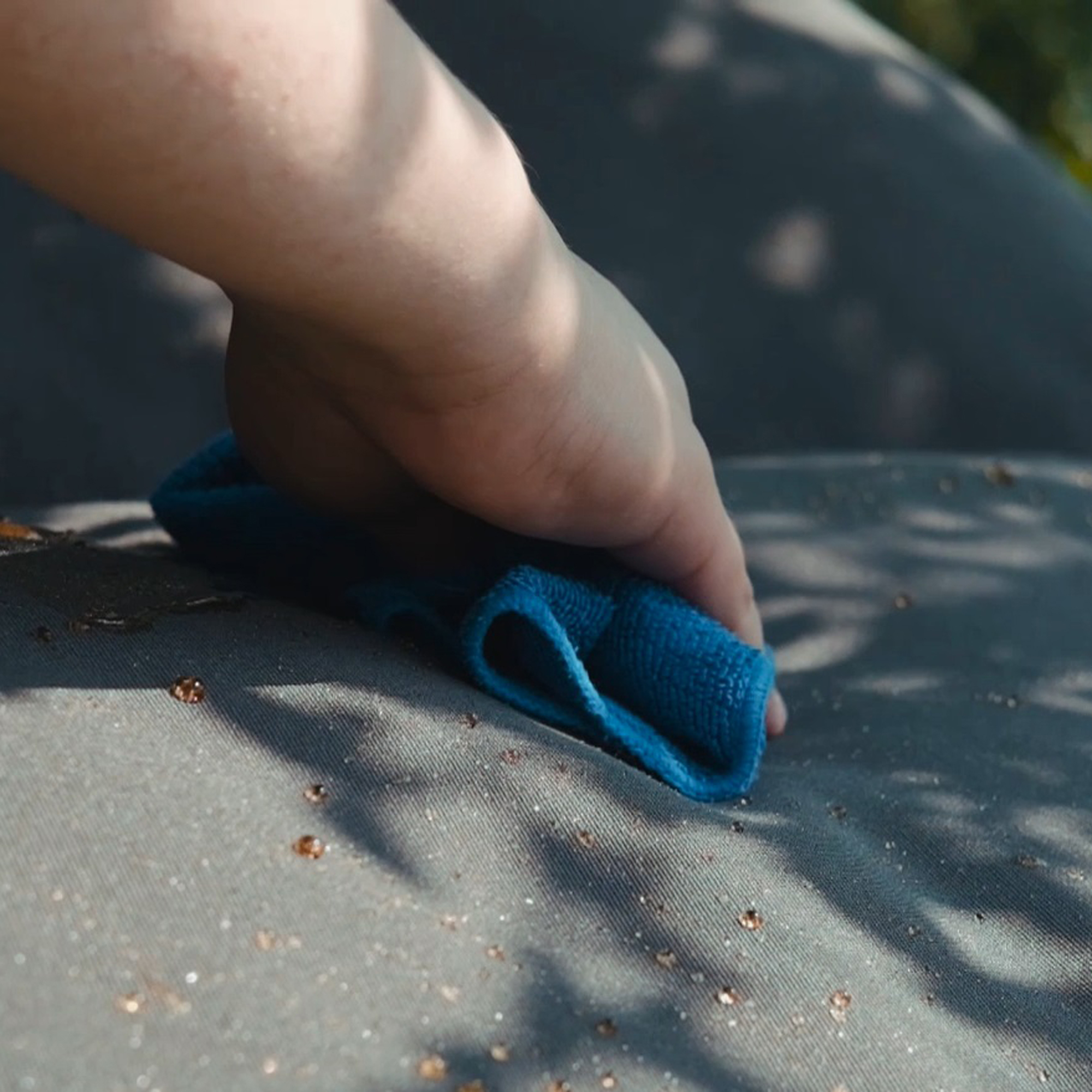 Dřevěné zahradní křeslo Tiga Outdoor grafit CZILLO