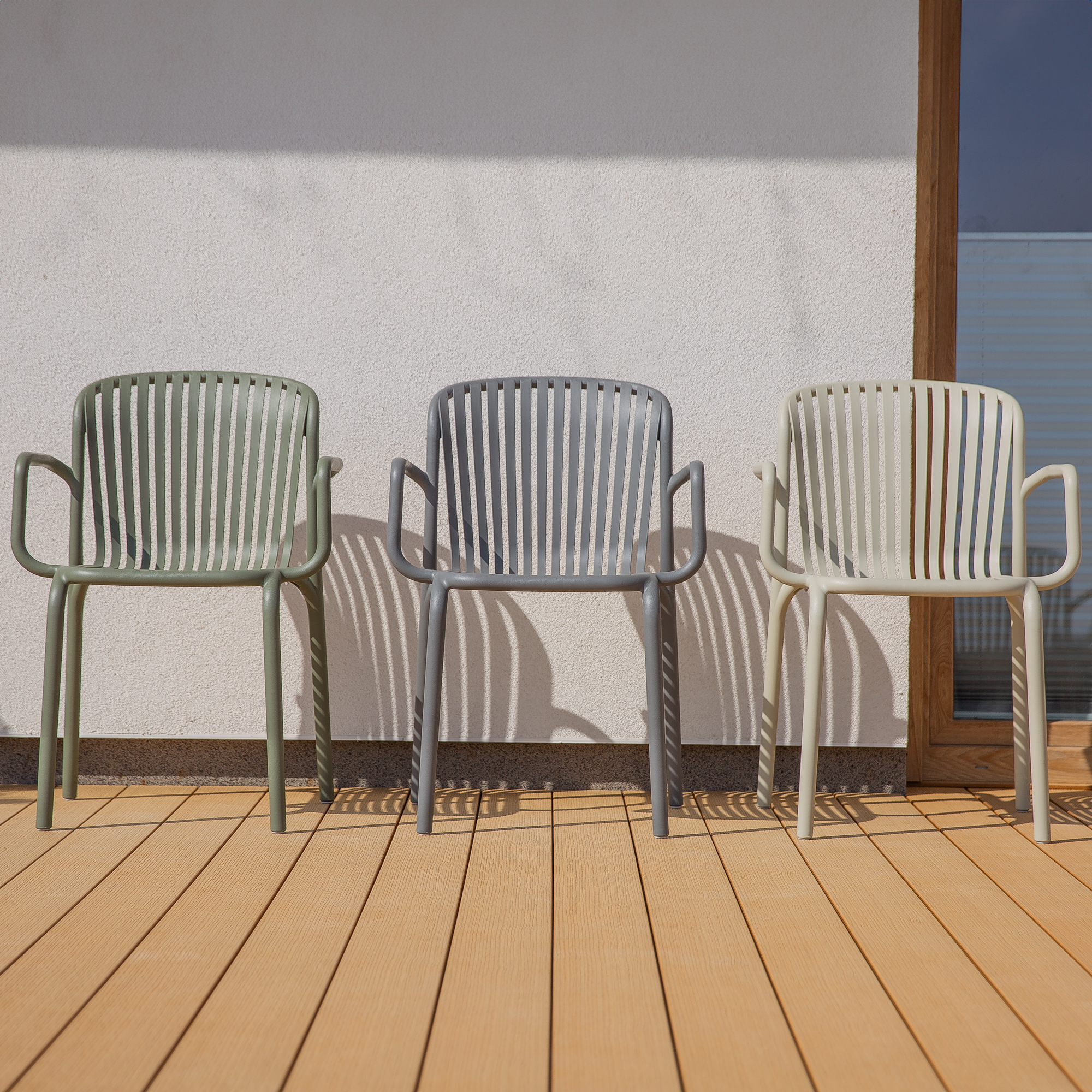 Sedia da giardino con braccioli Brene Verde FERNE