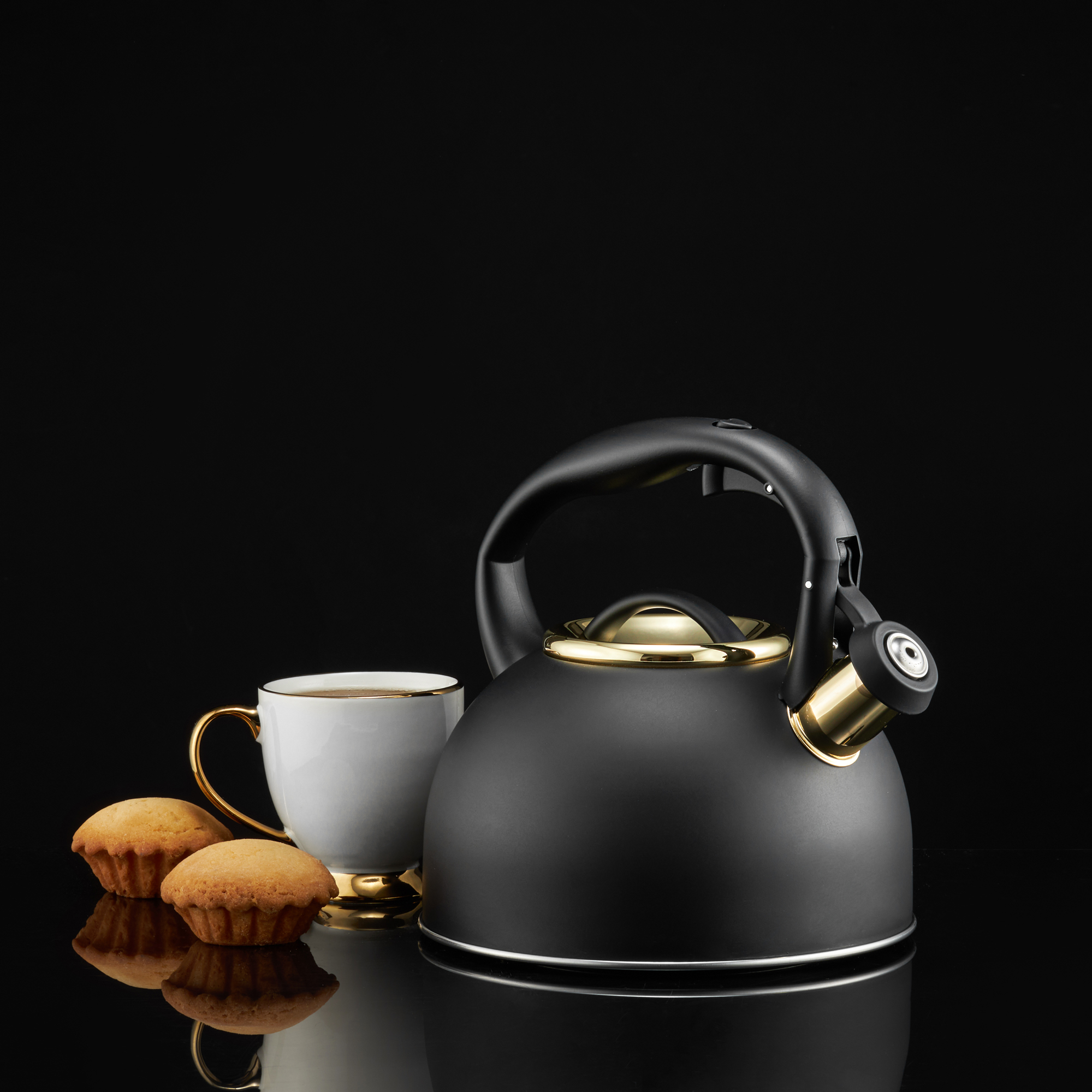 Wasserkessel mit Pfeiffe Royal 2,5 l schwarz AMBITION