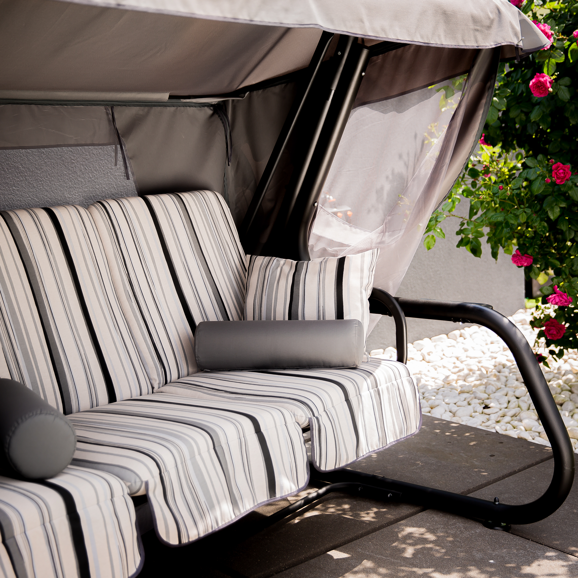 Hollywoodschaukel mit Moskitonetz Venezia Lux 4-Sitzer Black Edition C024-06LB PATIO