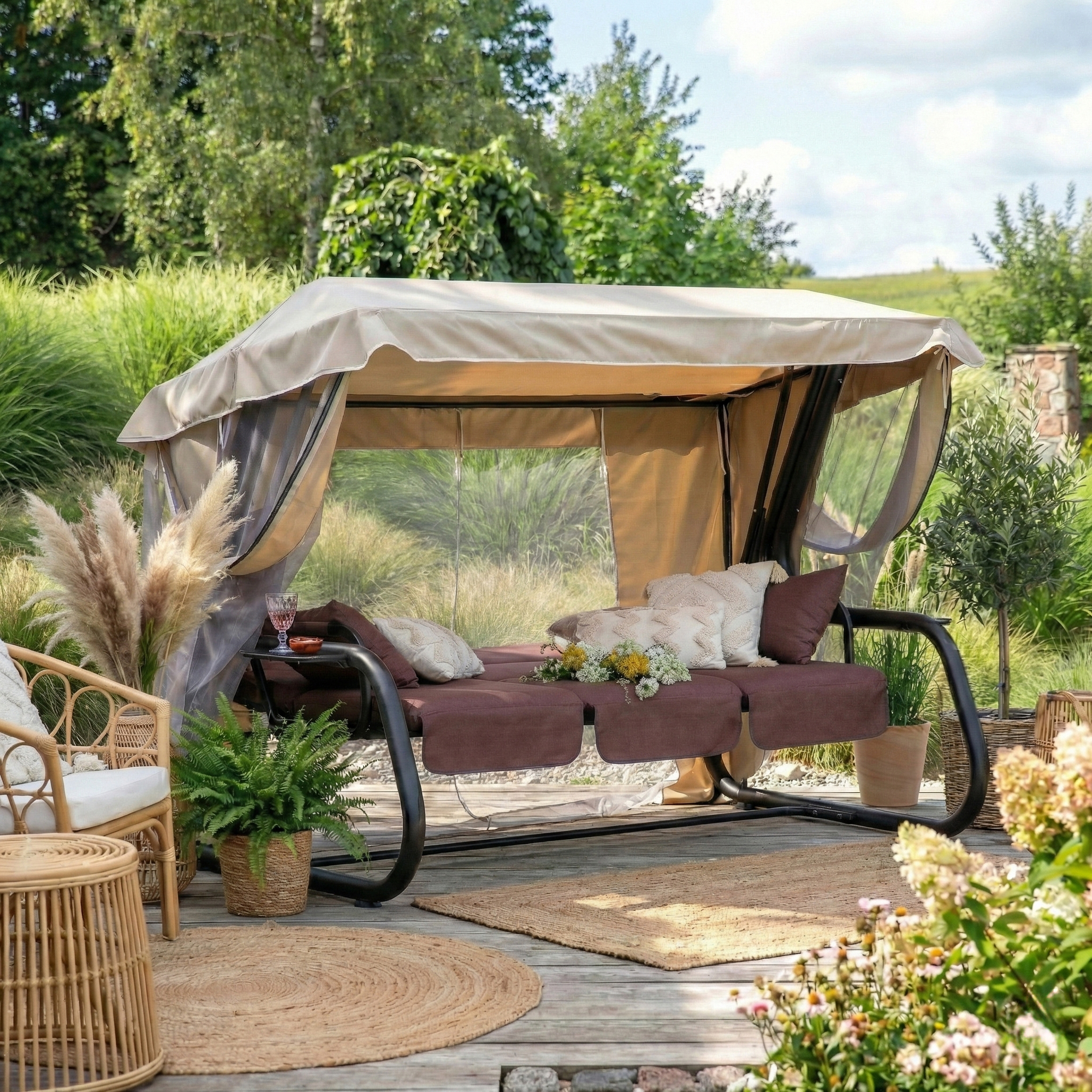 Zahradní houpačka Venezia Lux s moskytiérou, polštářky a bočními stolky H047-04PB PATIO