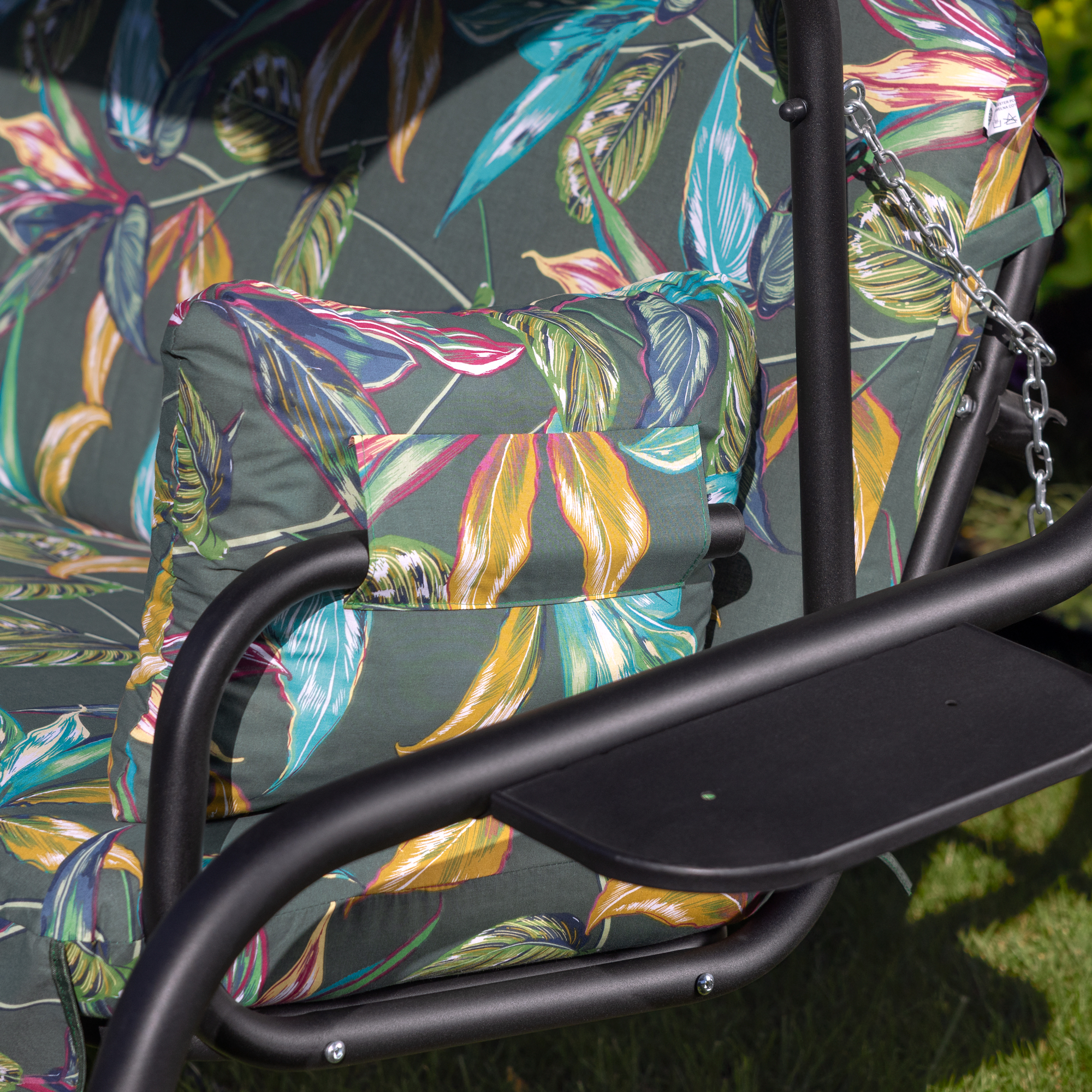 Zahradní houpačka Vita Black Edition s bočními stolky G058-02PB PATIO
