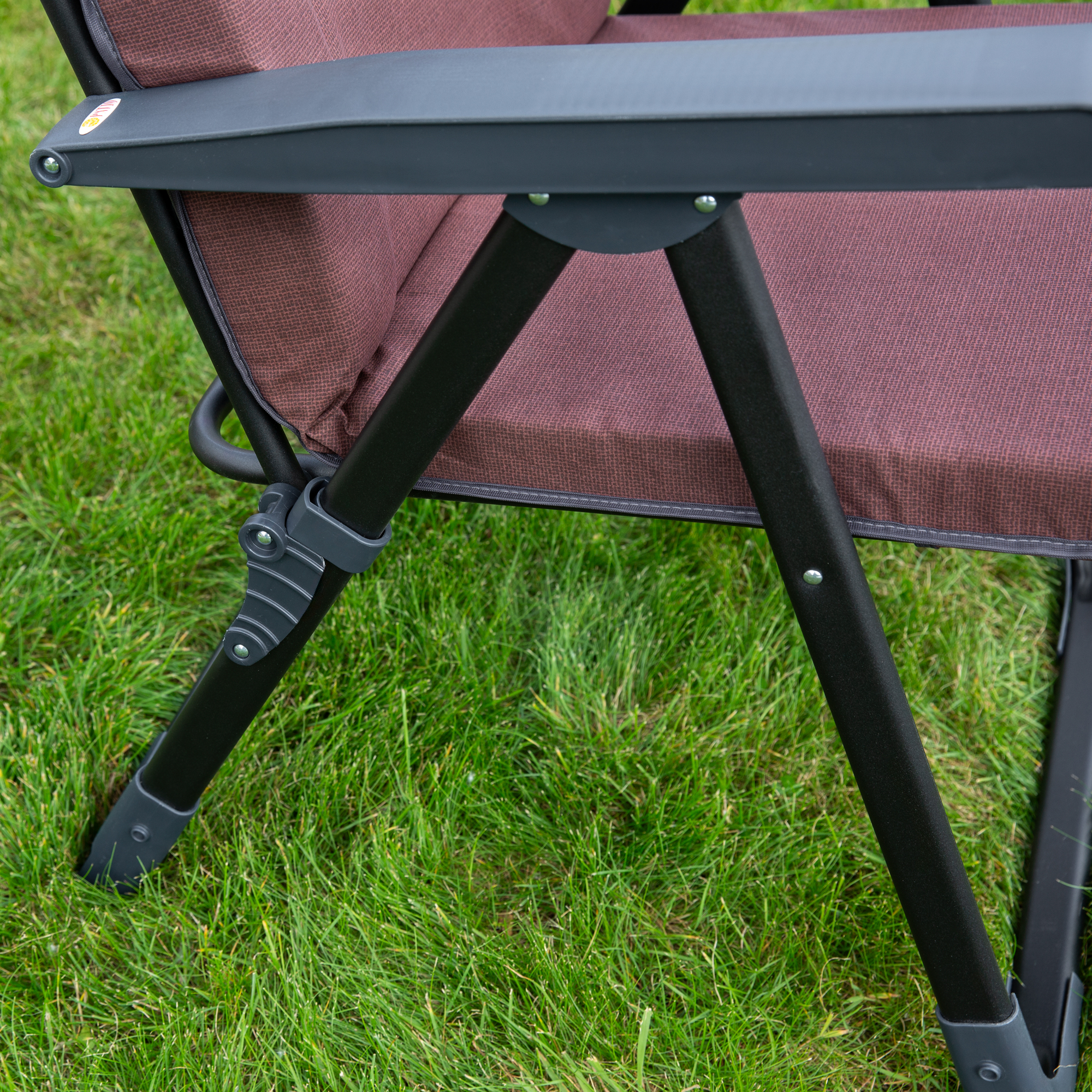 Polohovacie záhradné kreslo Galaxy Black Edition H047-04PB PATIO