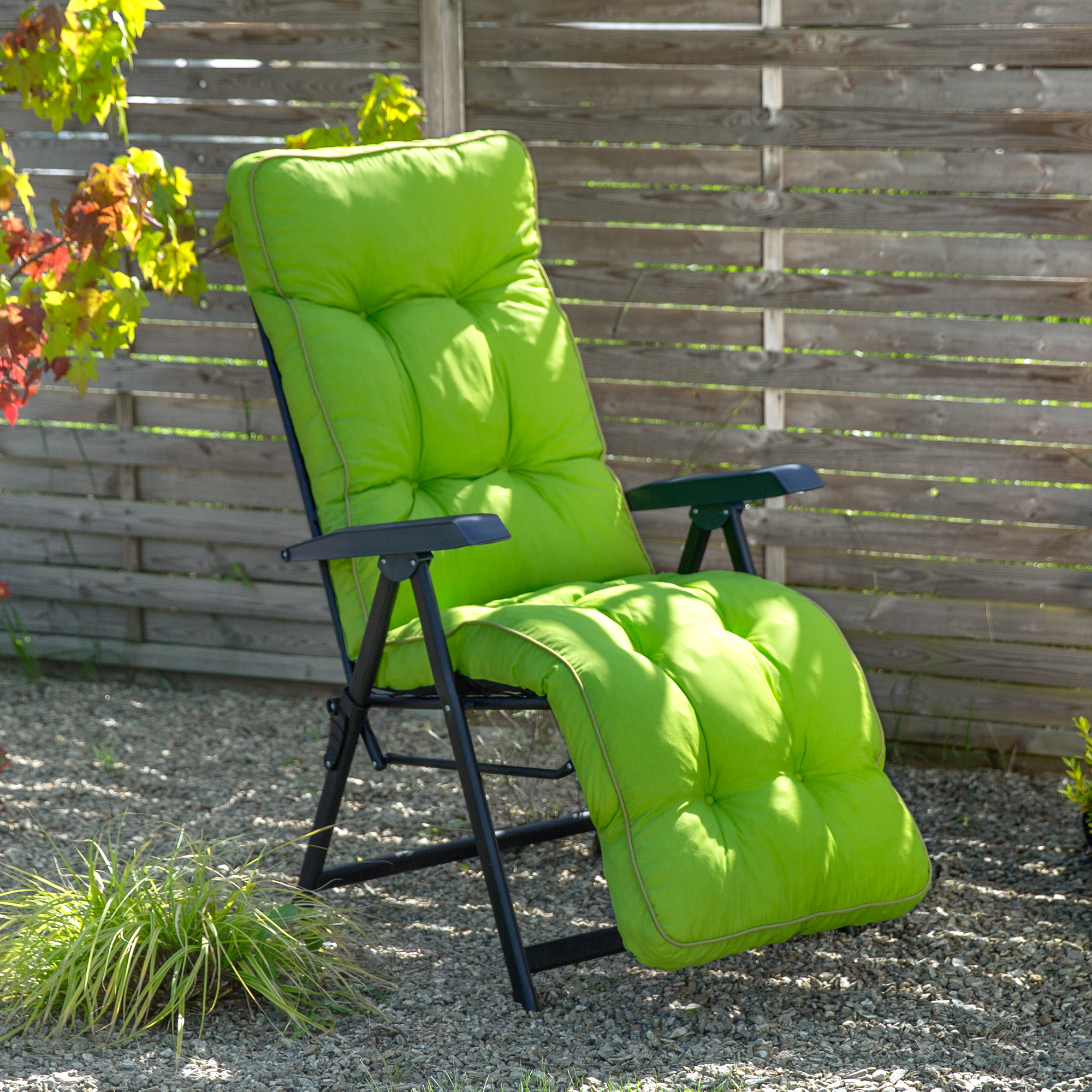 Polohovacie záhradné kreslo s podnožkou Lena Plus Black Edition D001-12BB PATIO