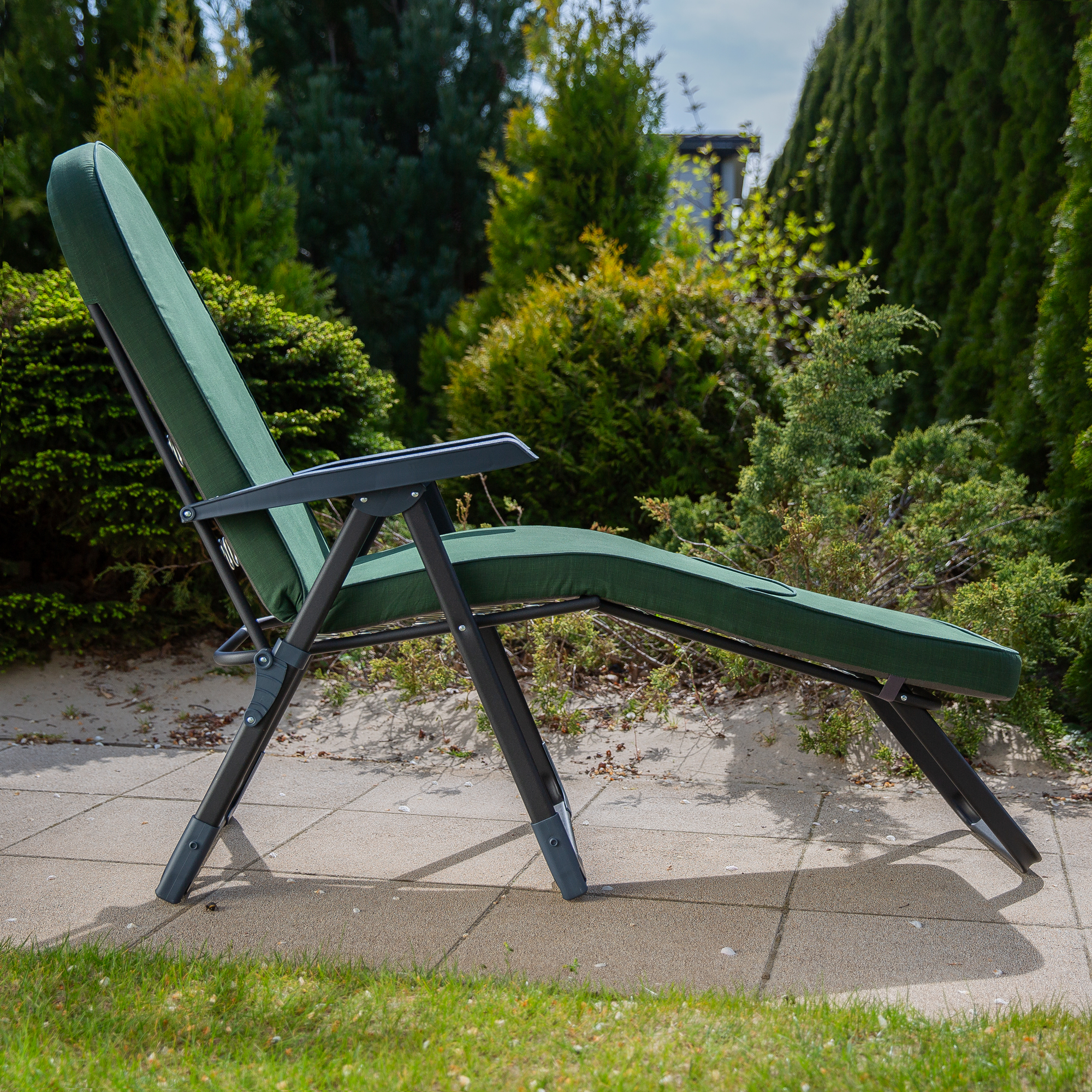 Șezlong de grădină Modena Oval Black Edition H024-32IB PATIO  