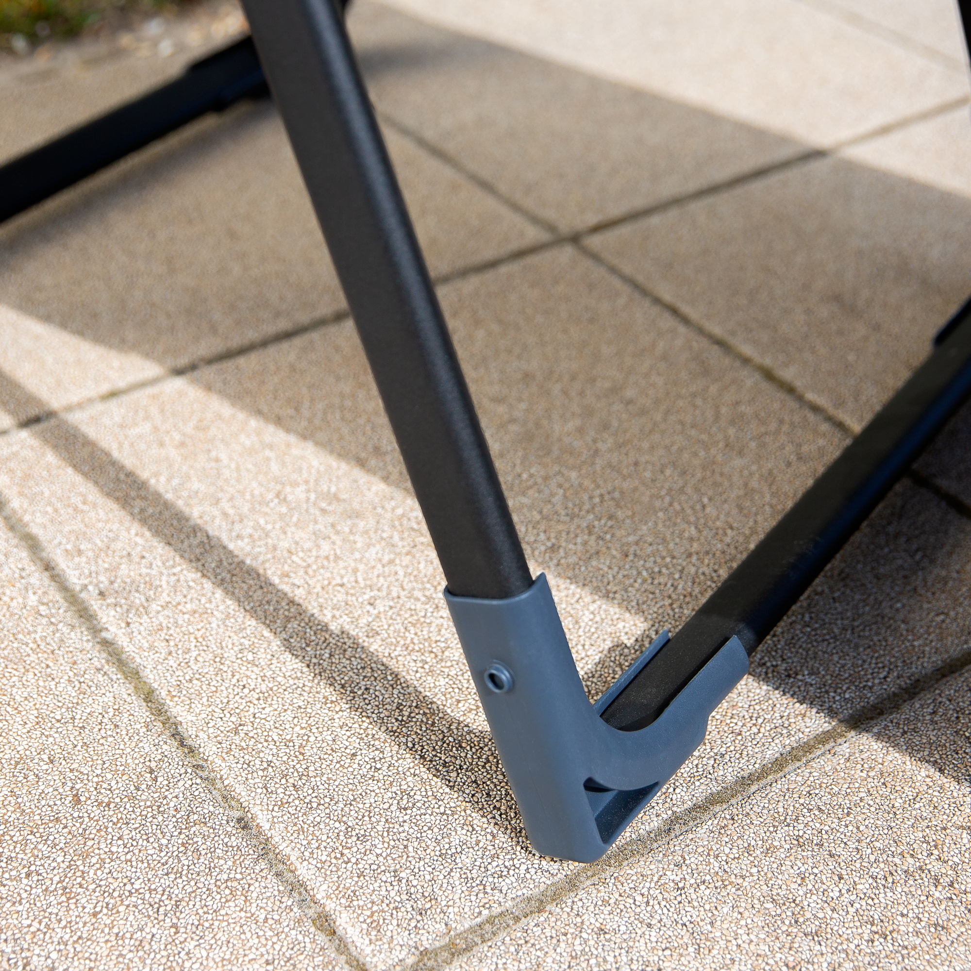 Șezlong de grădină Modena Oval Black Edition H024-32IB PATIO  