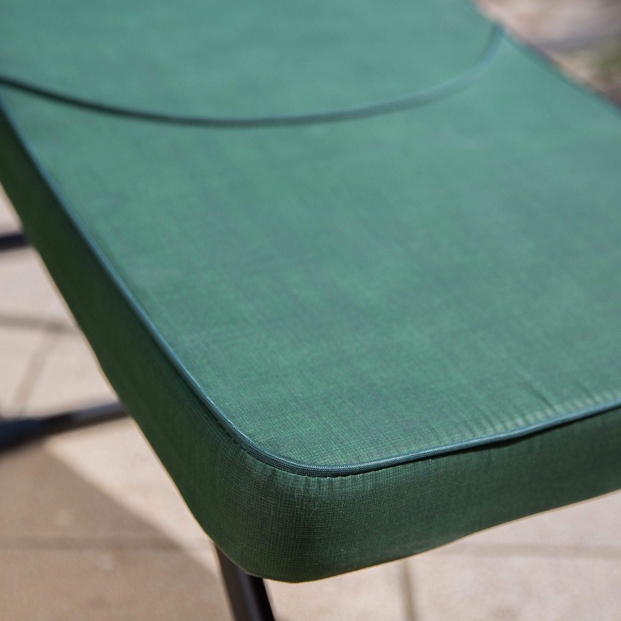 Șezlong de grădină Modena Oval Black Edition H024-32IB PATIO  