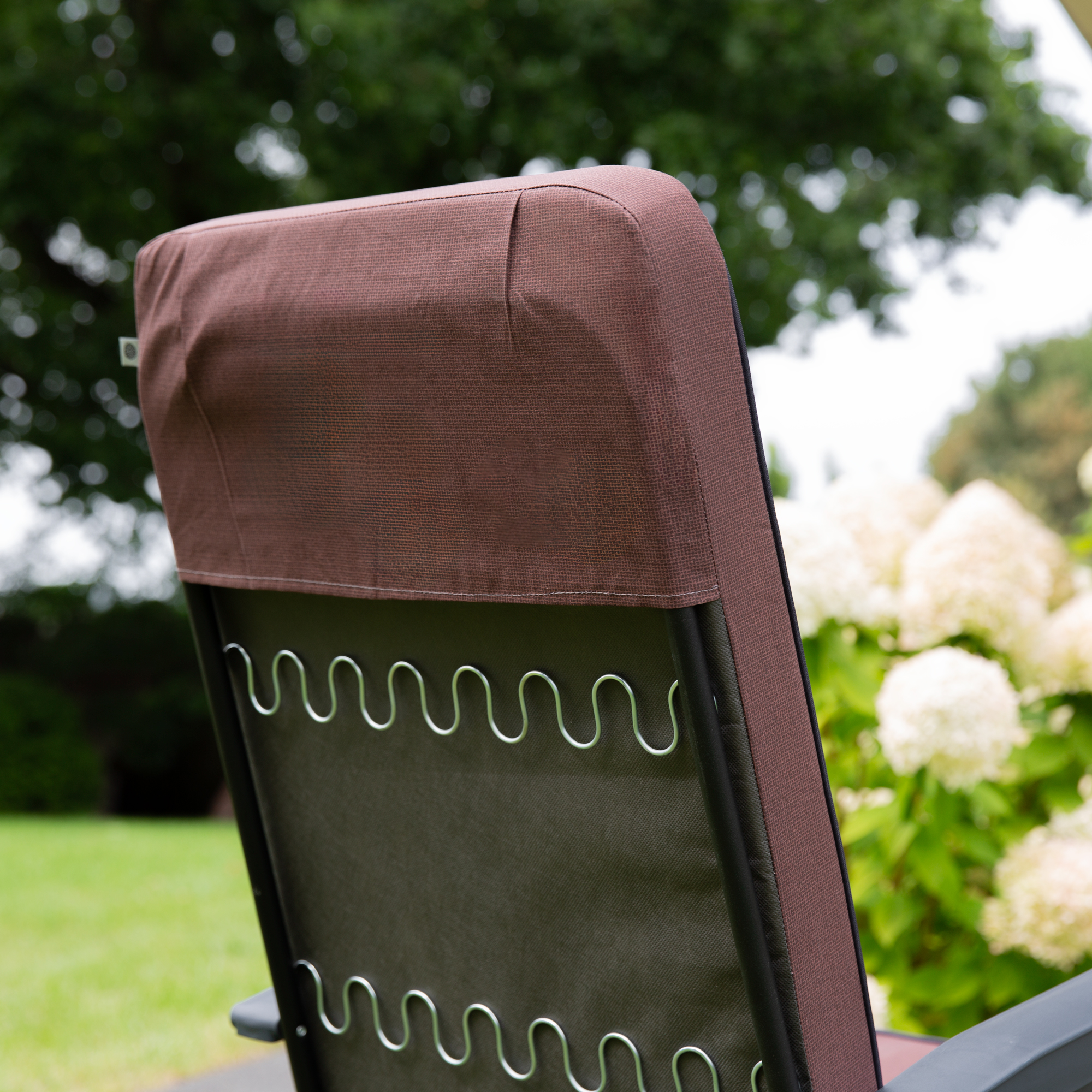 Polohovacie záhradné kreslo Modena Square Black Edition H047-04PB PATIO