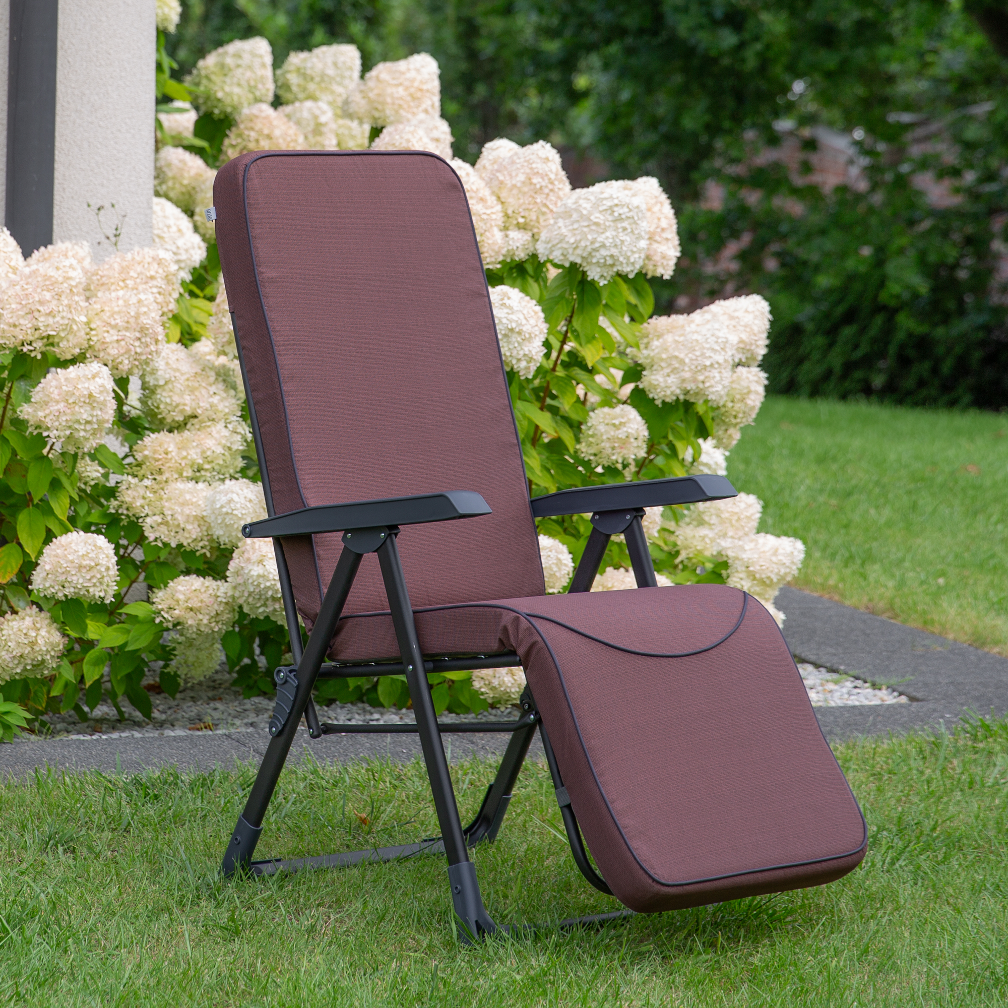 Polohovací zahradní křeslo s podnožkou Modena Plus Square Black Edition H047-04PB PATIO