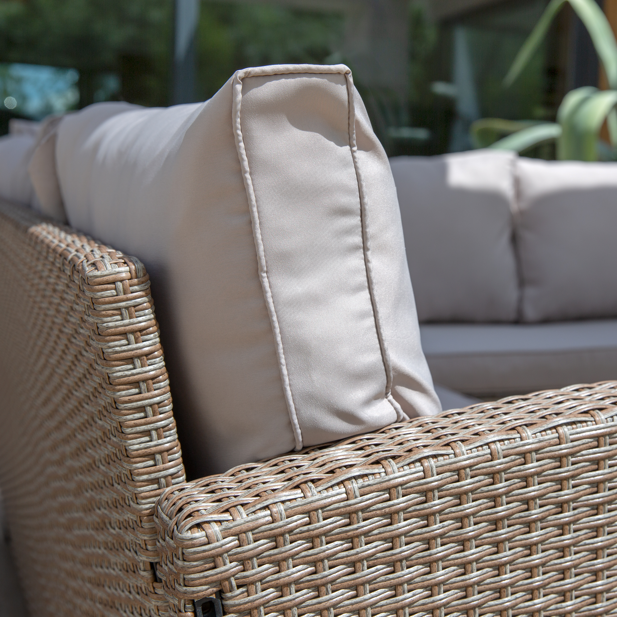 Souprava zahradního nábytku z technorattanu Nina Cappuccino PATIO