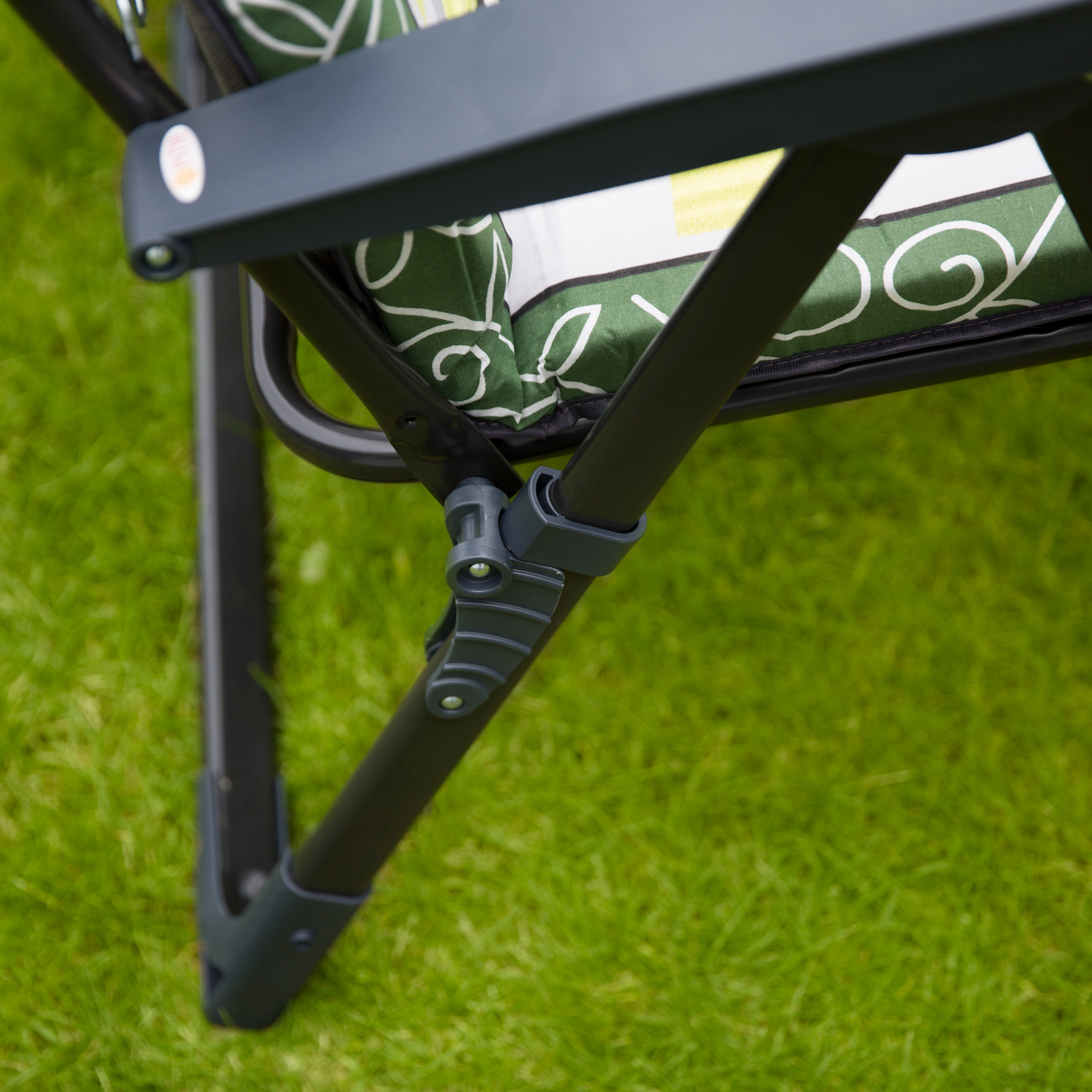 Garden reclining chair Bilbao XL LUX load 150 kg C025-06BB PATIO