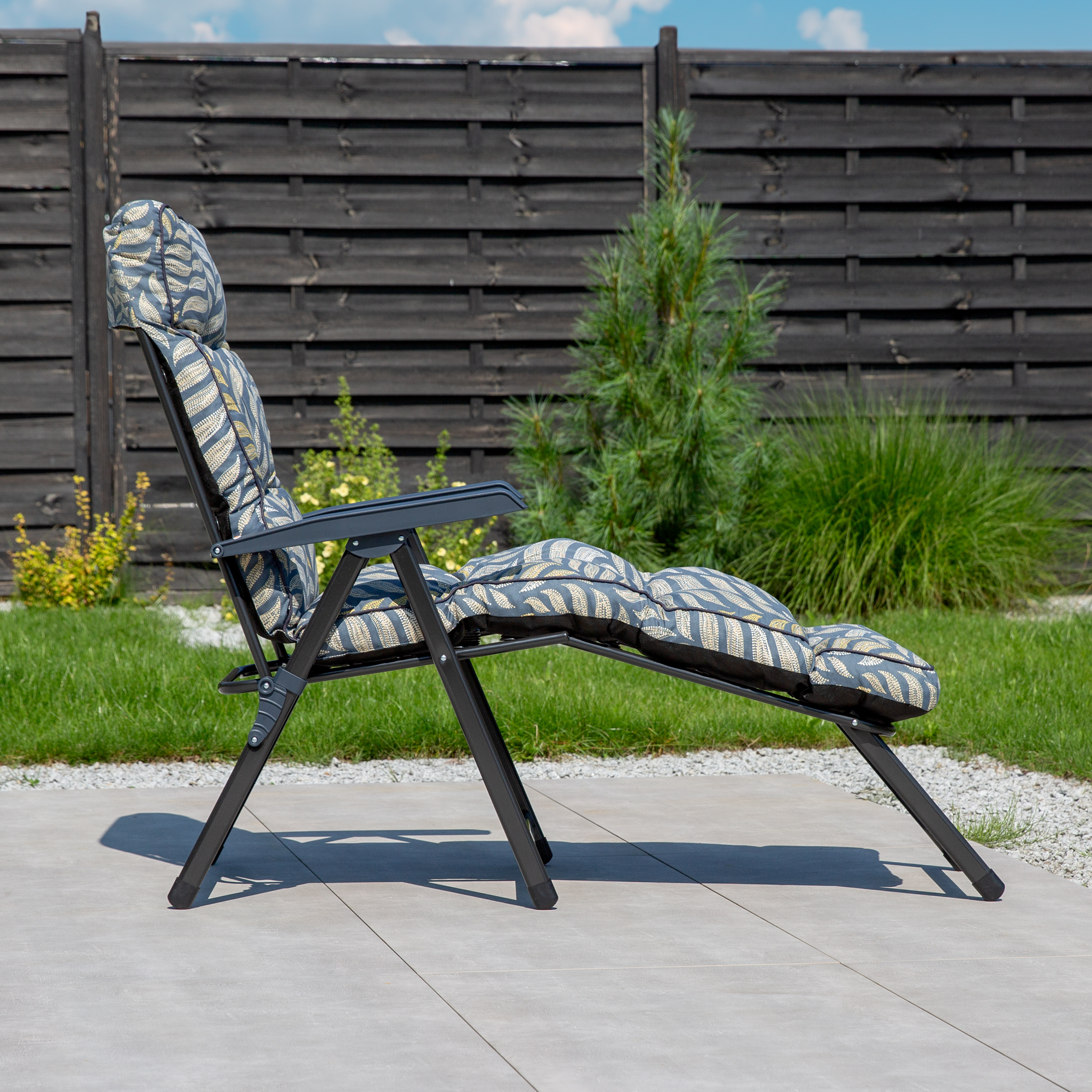 Polohovacie záhradné lehátko Lena Lounger G050-06IB PATIO