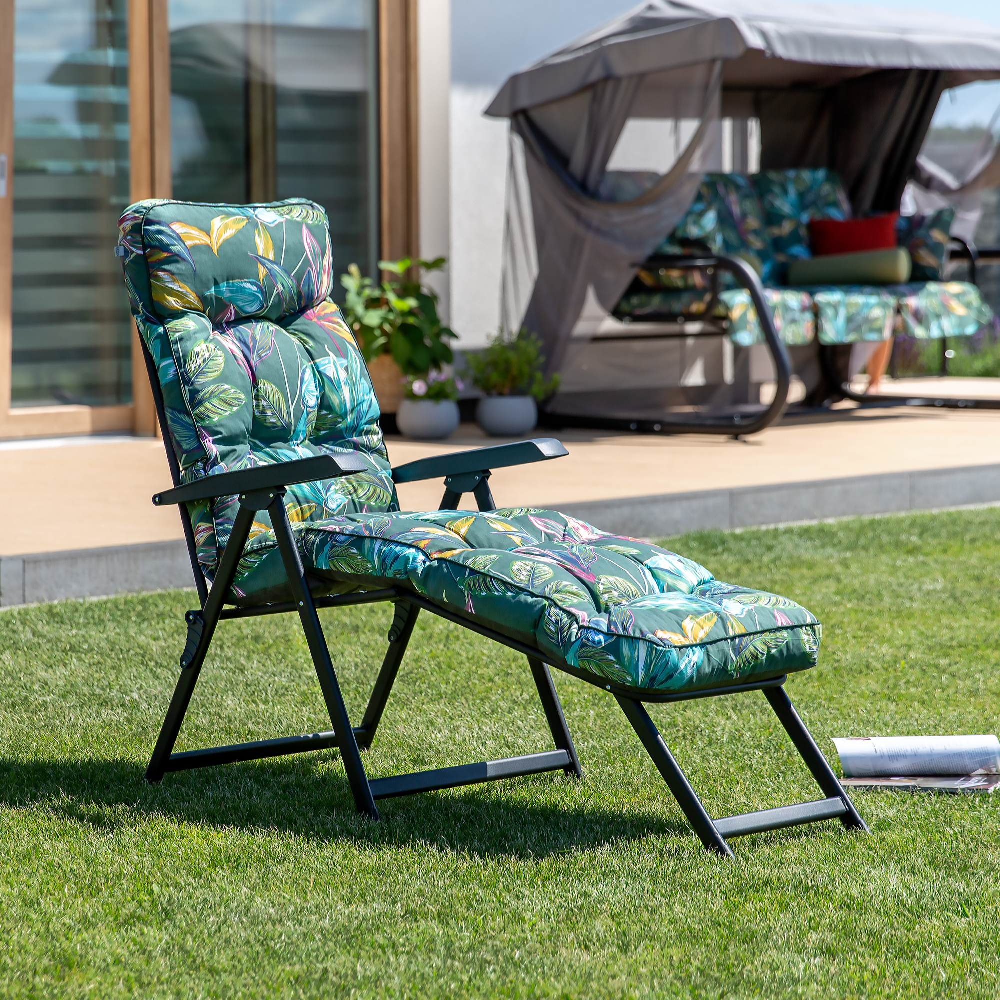 Polohovací zahradní lehátko Lena Lounger Black Edition G058-02PB PATIO